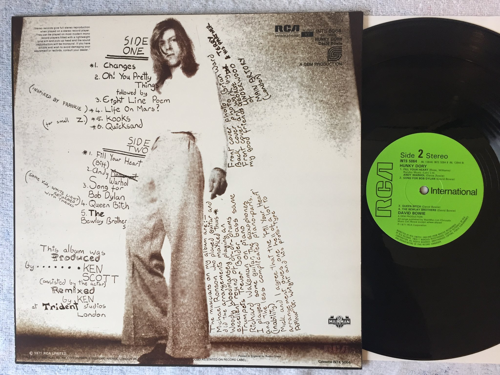 Omslagsbild för skivan DAVID BOWIE hunky dory LP UK RCA INTERNATIONAL INTS 5064