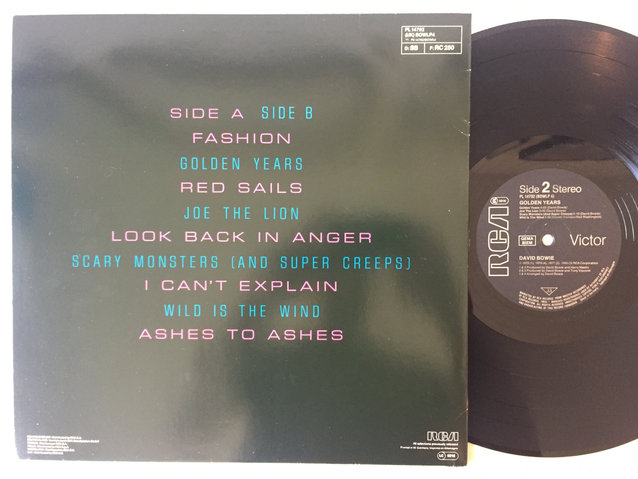Omslagsbild för skivan DAVID BOWIE golden years LP  Ger RCA PL 14792