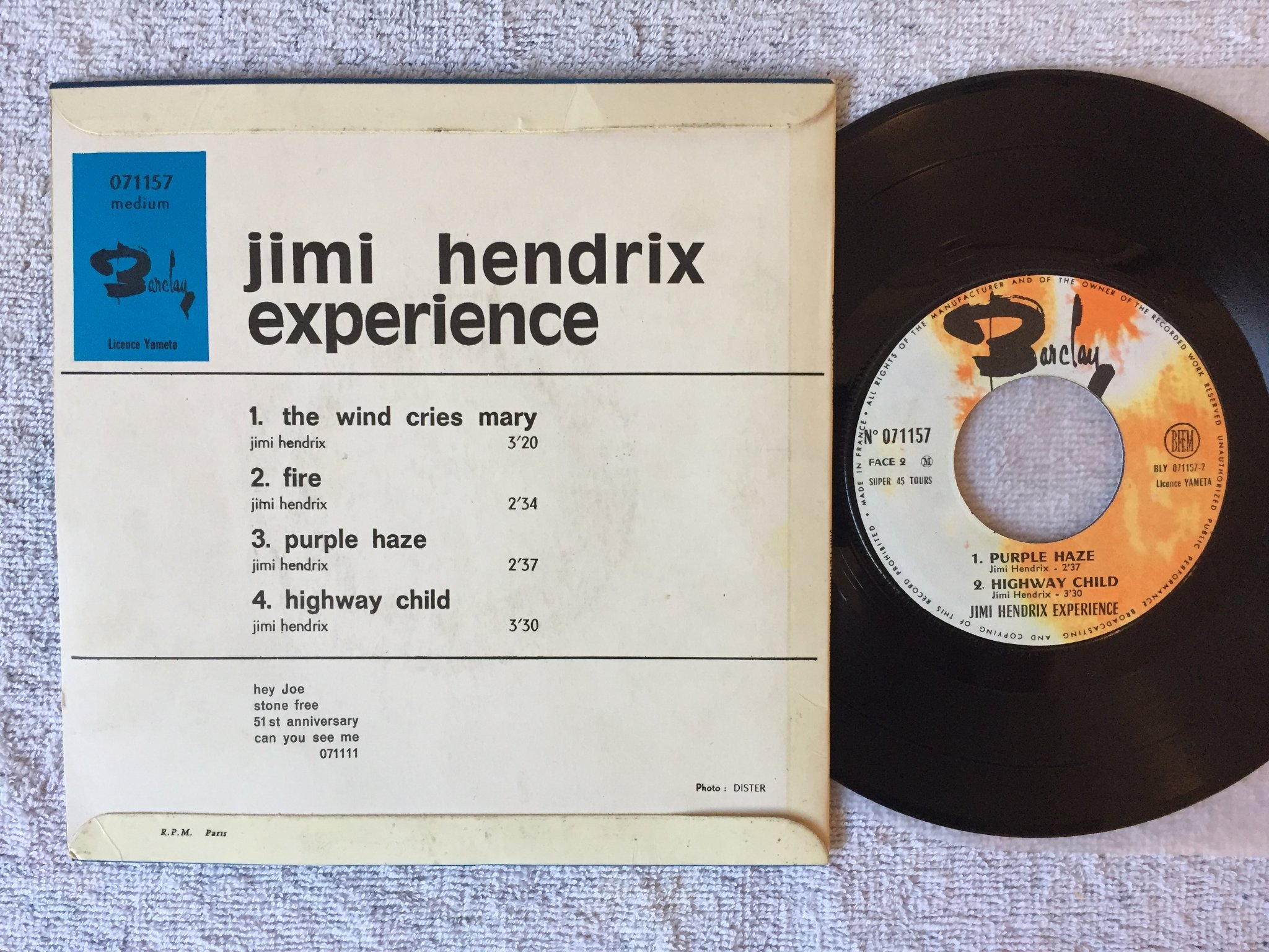 Omslagsbild för skivan JIMI HENDRIX EXPERIENCE the wind cries Mary 7"ep BARCLAY 071157