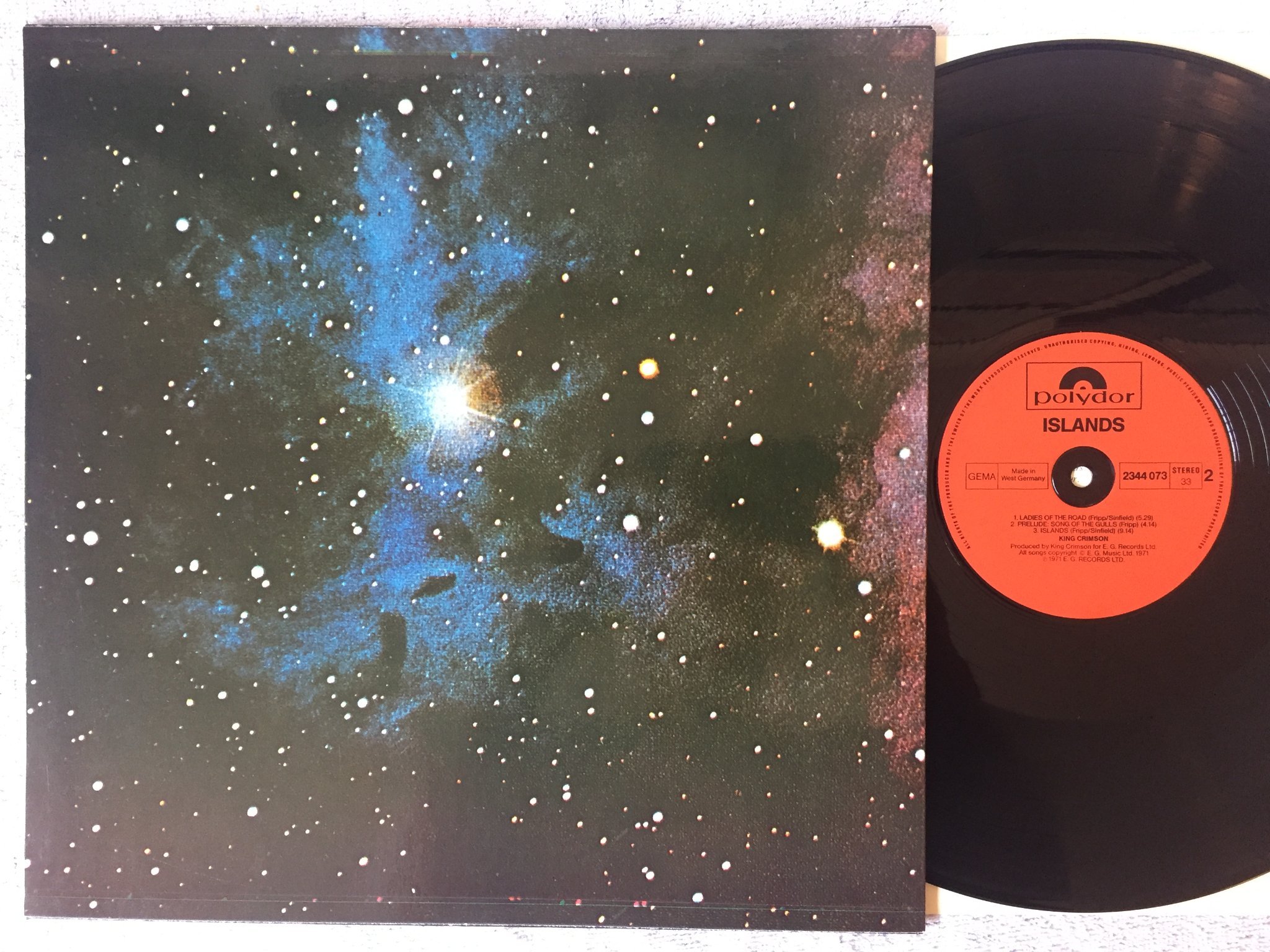 Omslagsbild för skivan KING CRIMSON islands LP re Ger POLYDOR 2344073