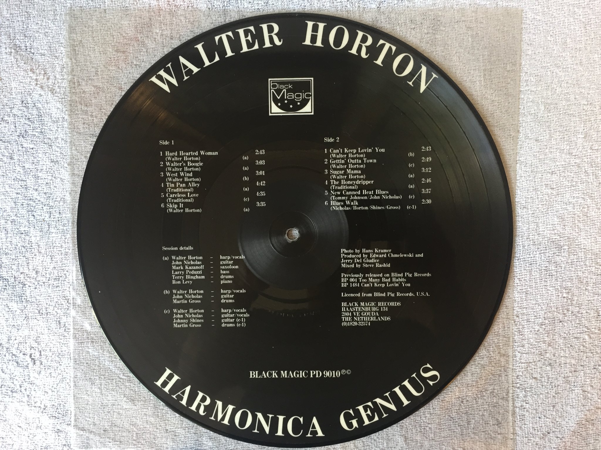 Omslagsbild för skivan WALTER HORTON Harmonica Genius LP picture disc BLACK MAGIC PD-9010