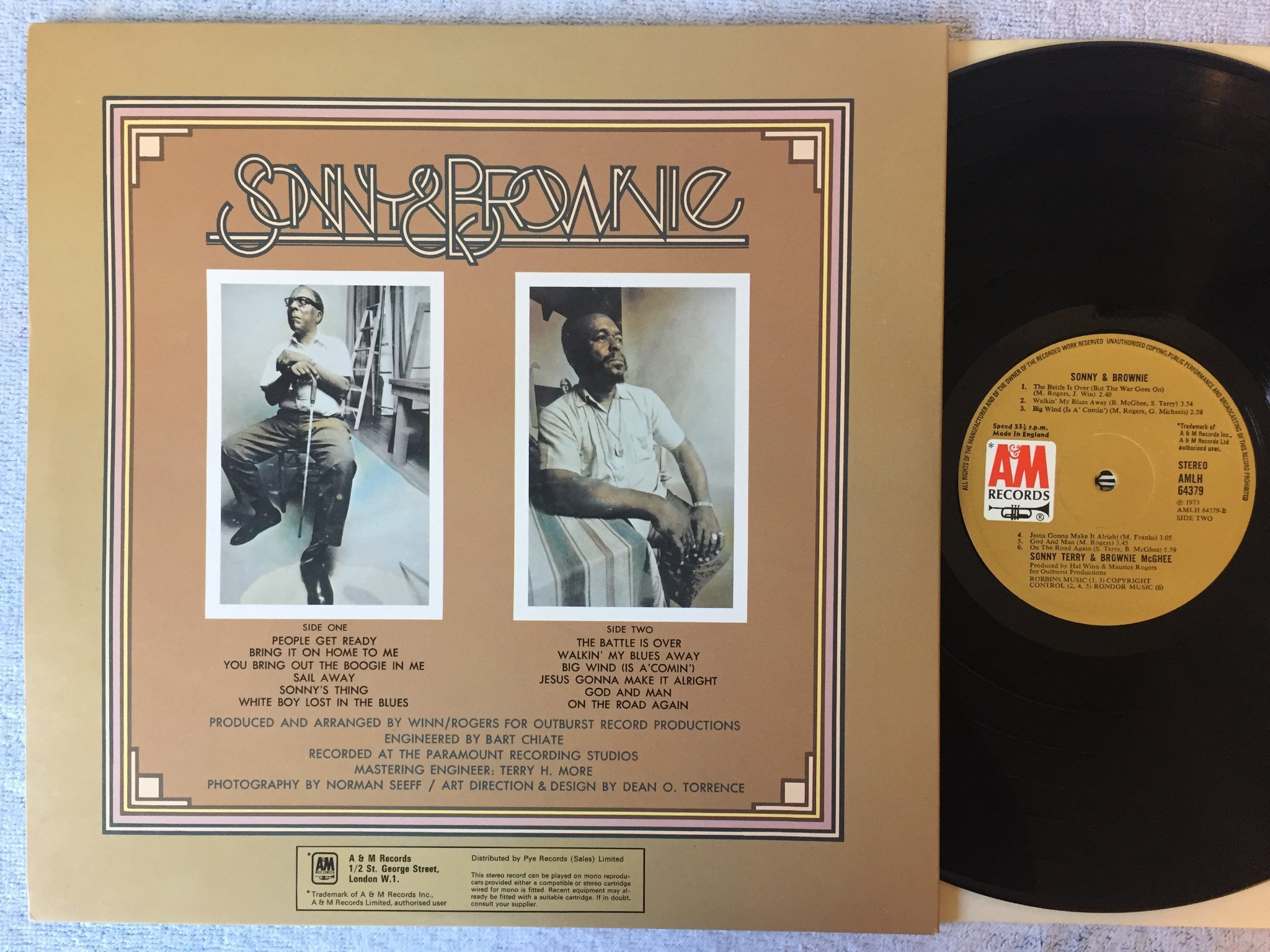 Omslagsbild för skivan SONNY TERRY & BROWNIE McGHEE s/t LP -73 UK A&M AMLH 64379