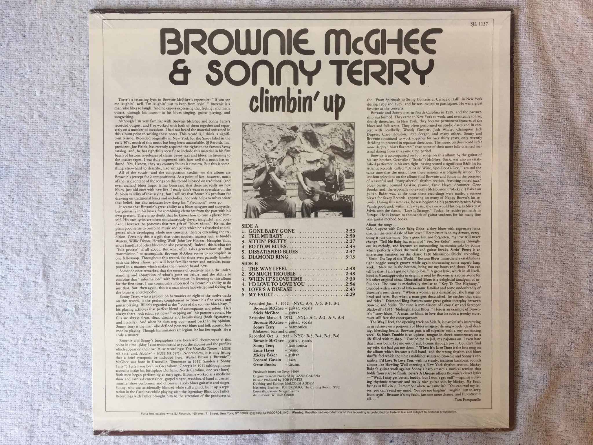 Omslagsbild för skivan SONNY TERRY & BROWNIE McGHEE climbin' up LP US SAVOY JAZZ SJL-1137 SEALED