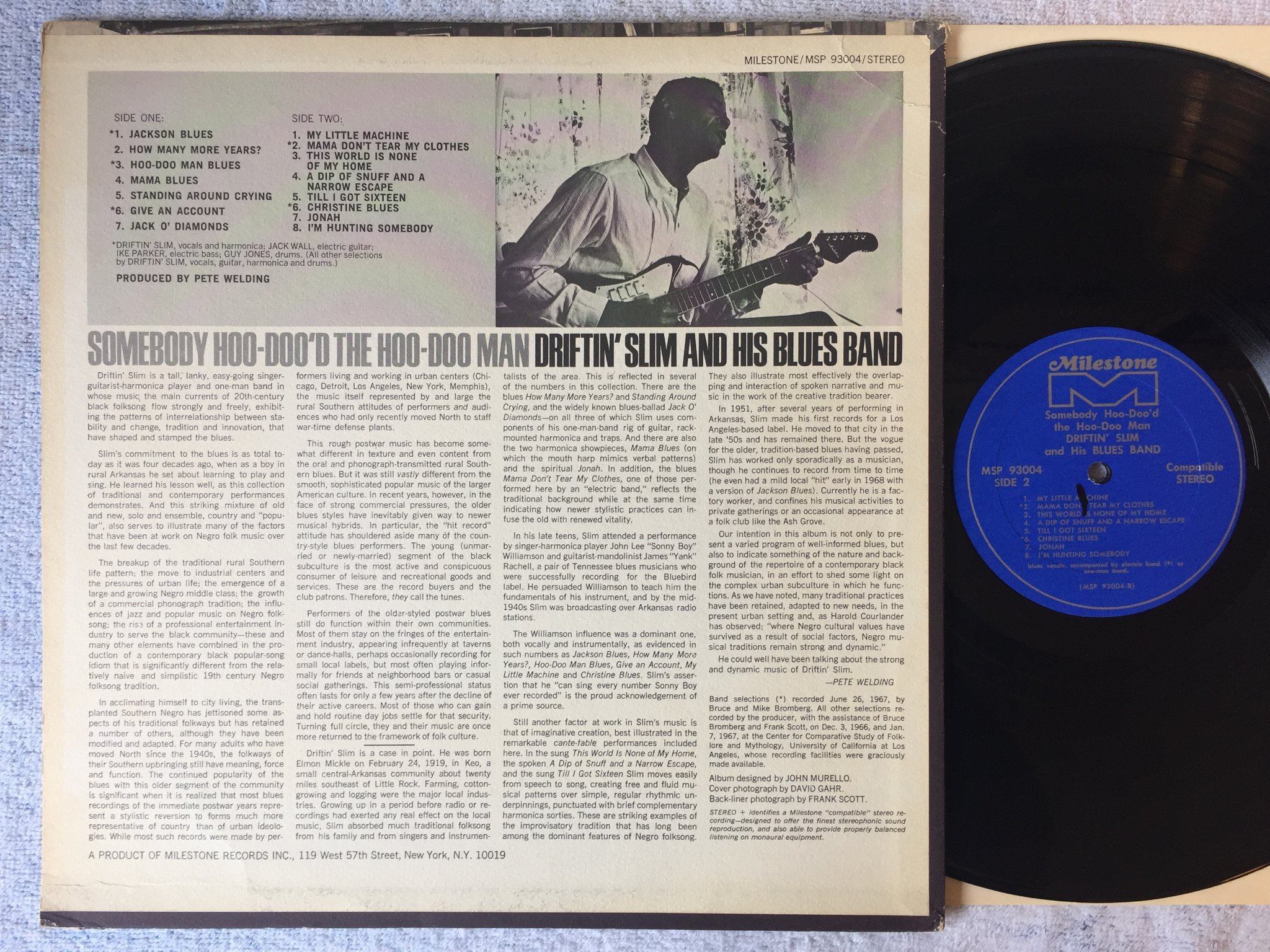 Omslagsbild för skivan DRIFTIN' SLIM  somebody hoo-doo'd LP US MILESTONE MSP 93004 