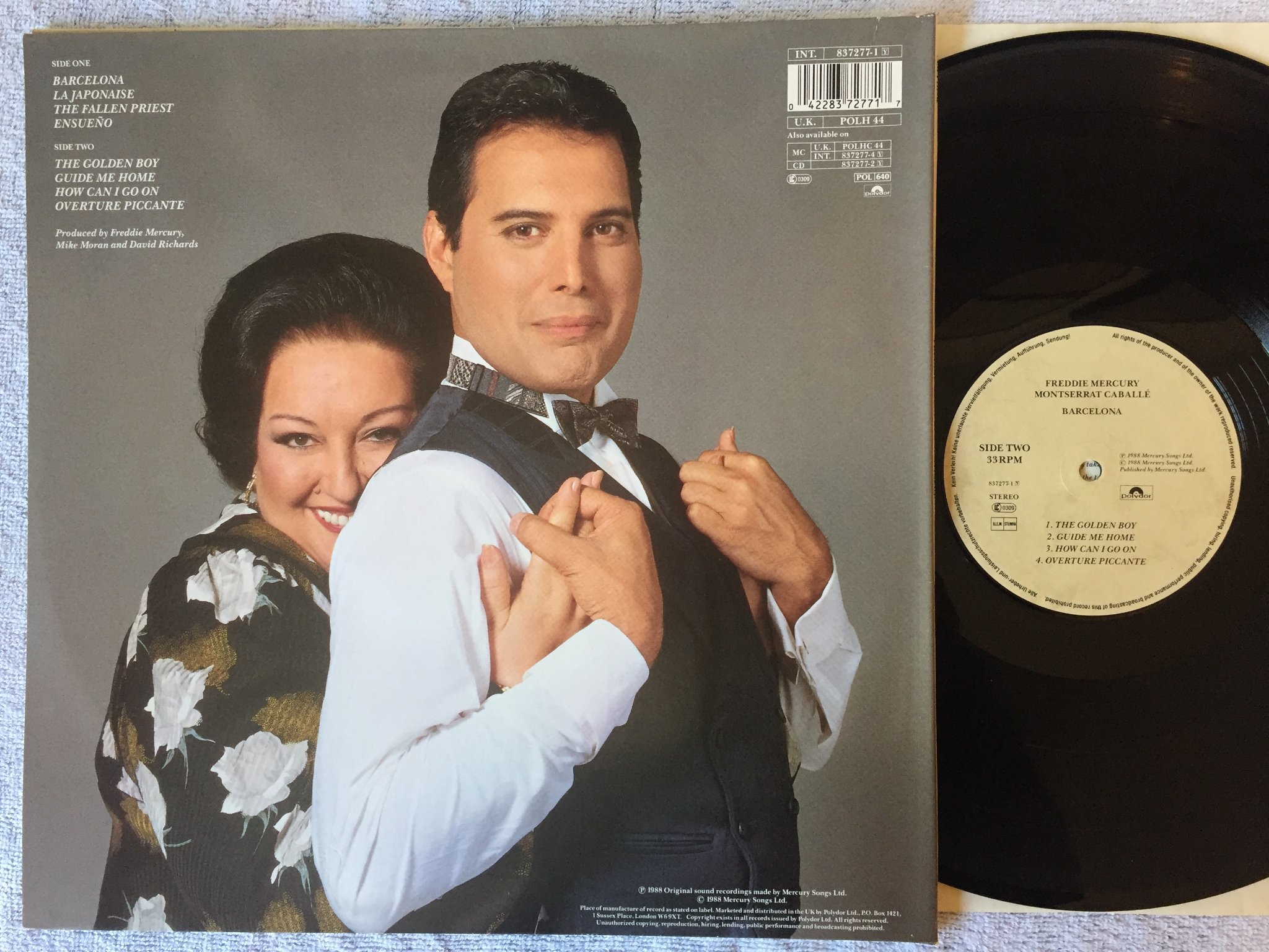 Omslagsbild för skivan FREDDIE MERCURY Barcelona LP -88 MERCURY 837277-1