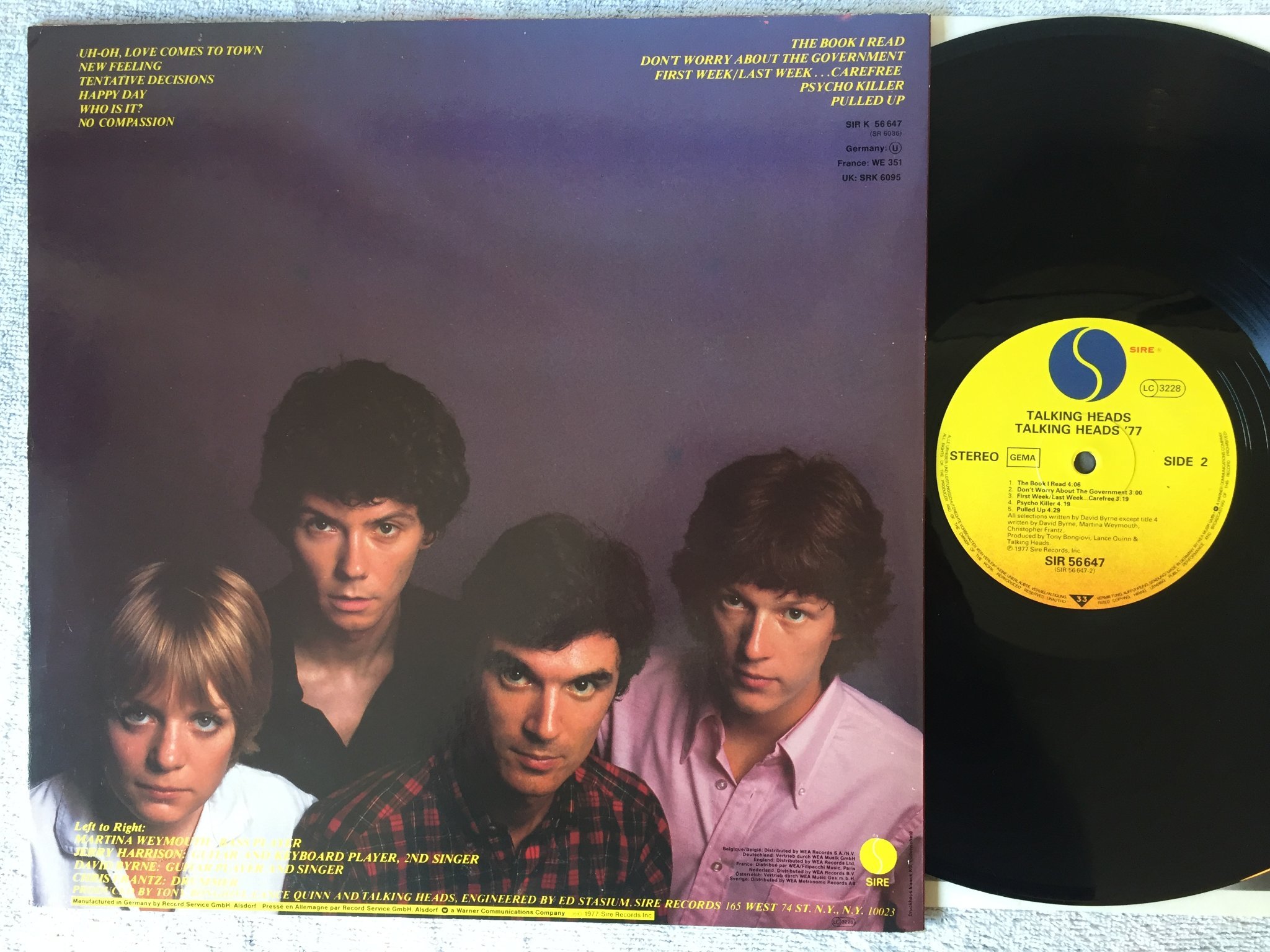 Omslagsbild för skivan TALKING HEADS ’77 LP -77 Ger SIRE SIR 56647 