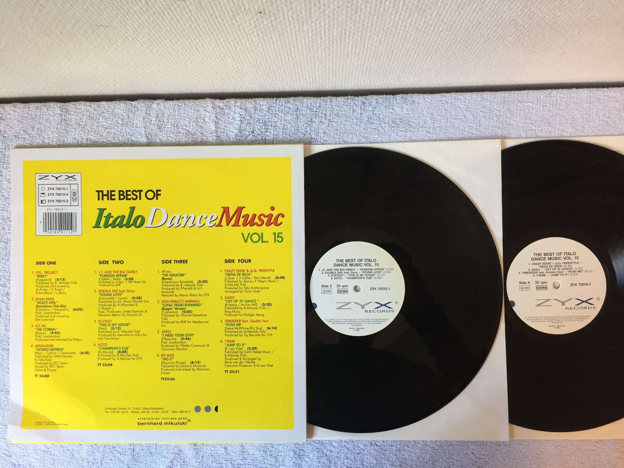 Omslagsbild för skivan V/A the best of Italo disco vol 15  2xLP -88 Ger ZYX 70012 