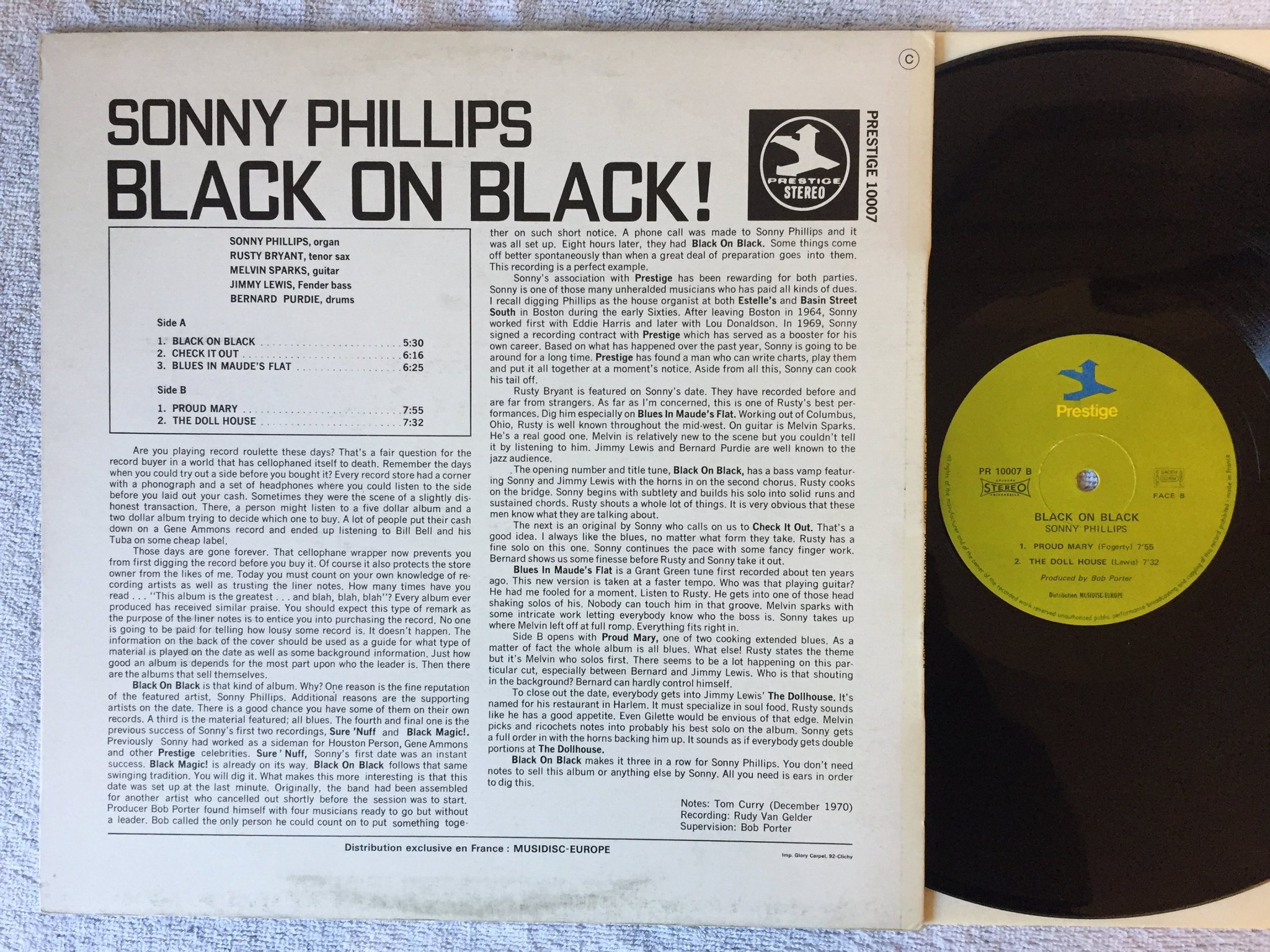 Omslagsbild för skivan SONNY PHILLIPS black on black LP Fra PRESTIGE PR 10007 