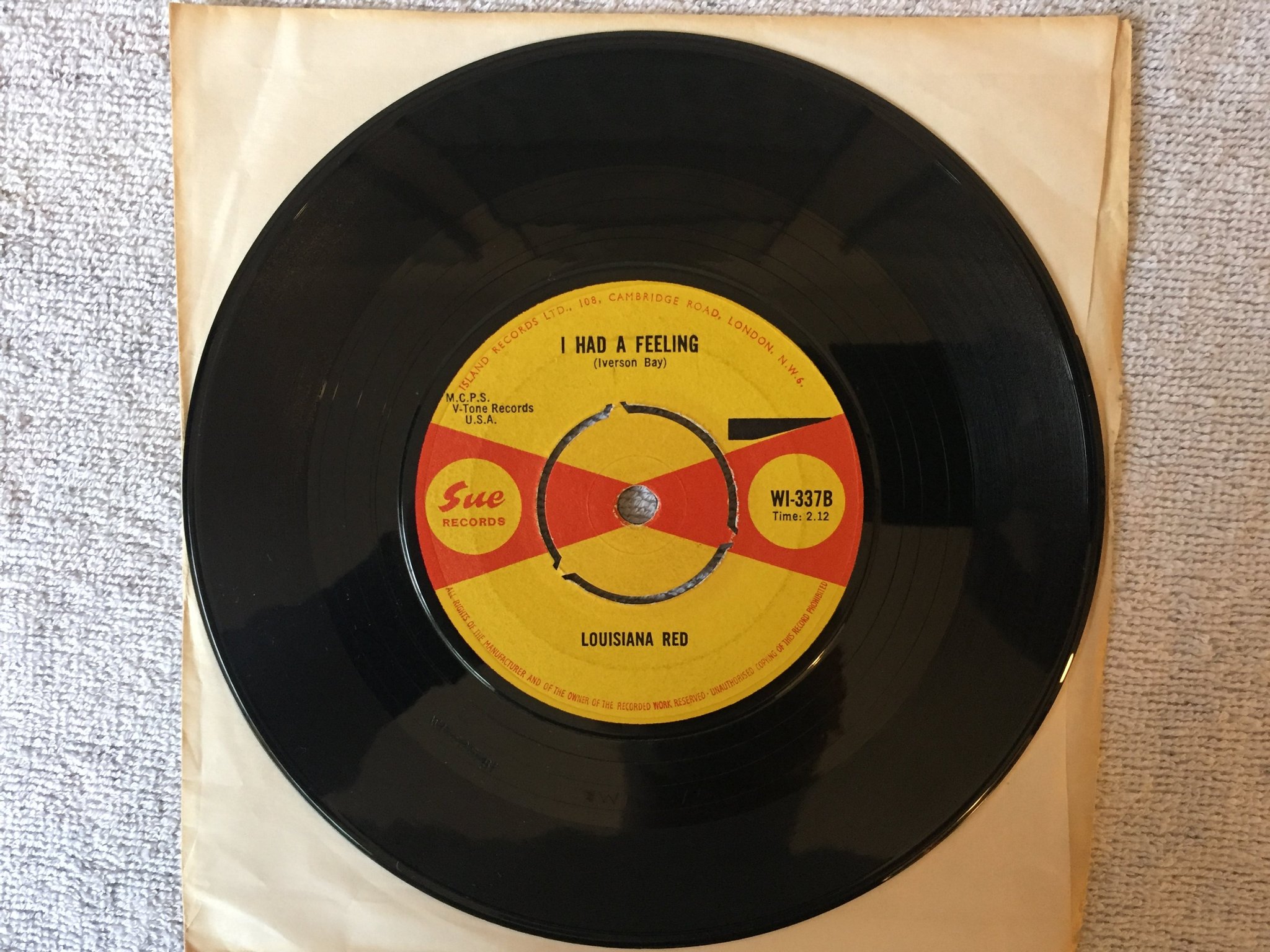 Omslagsbild för skivan LOUISIANA RED I done woke up 7"single -64 UK SUE WI-337 blues