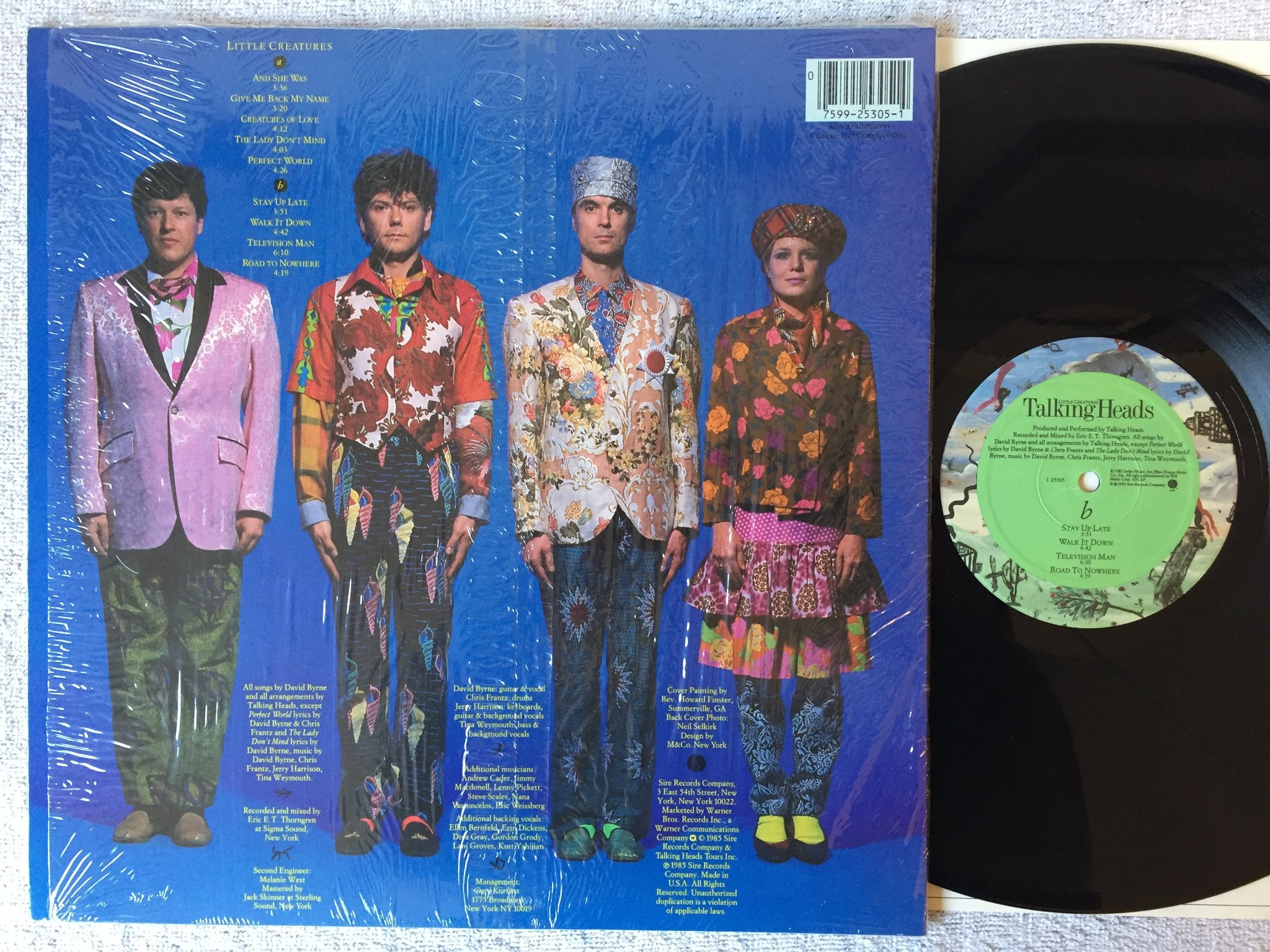 Omslagsbild för skivan TALKING HEADS little creatures LP -85 US SIRE 1-25305