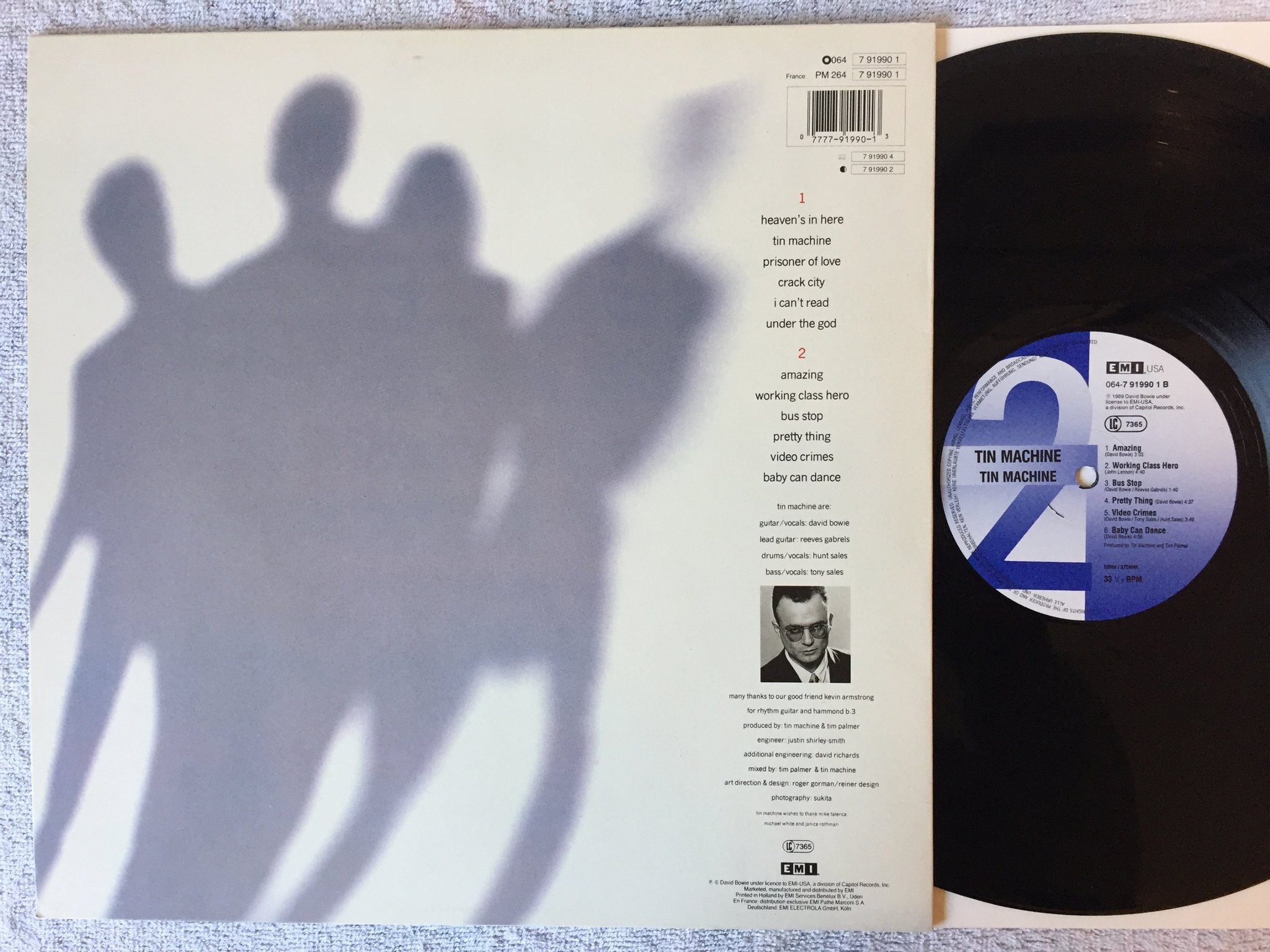 Omslagsbild för skivan TIN MACHINE s/t LP -89 EMI USA 064-7919901