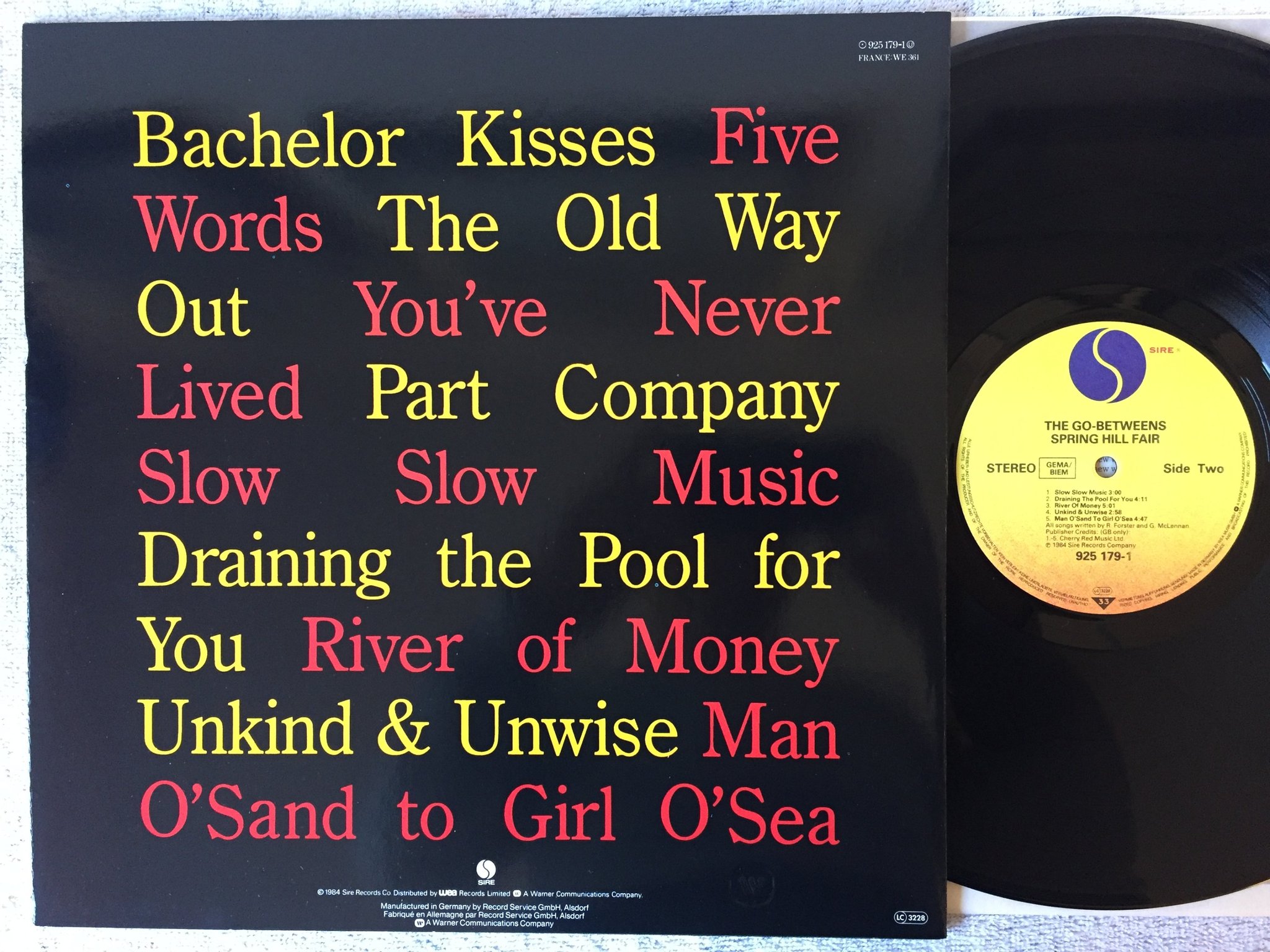 Omslagsbild för skivan THE GO-BETWEENS Spring Hill Fair LP -84 SIRE 925179-1 