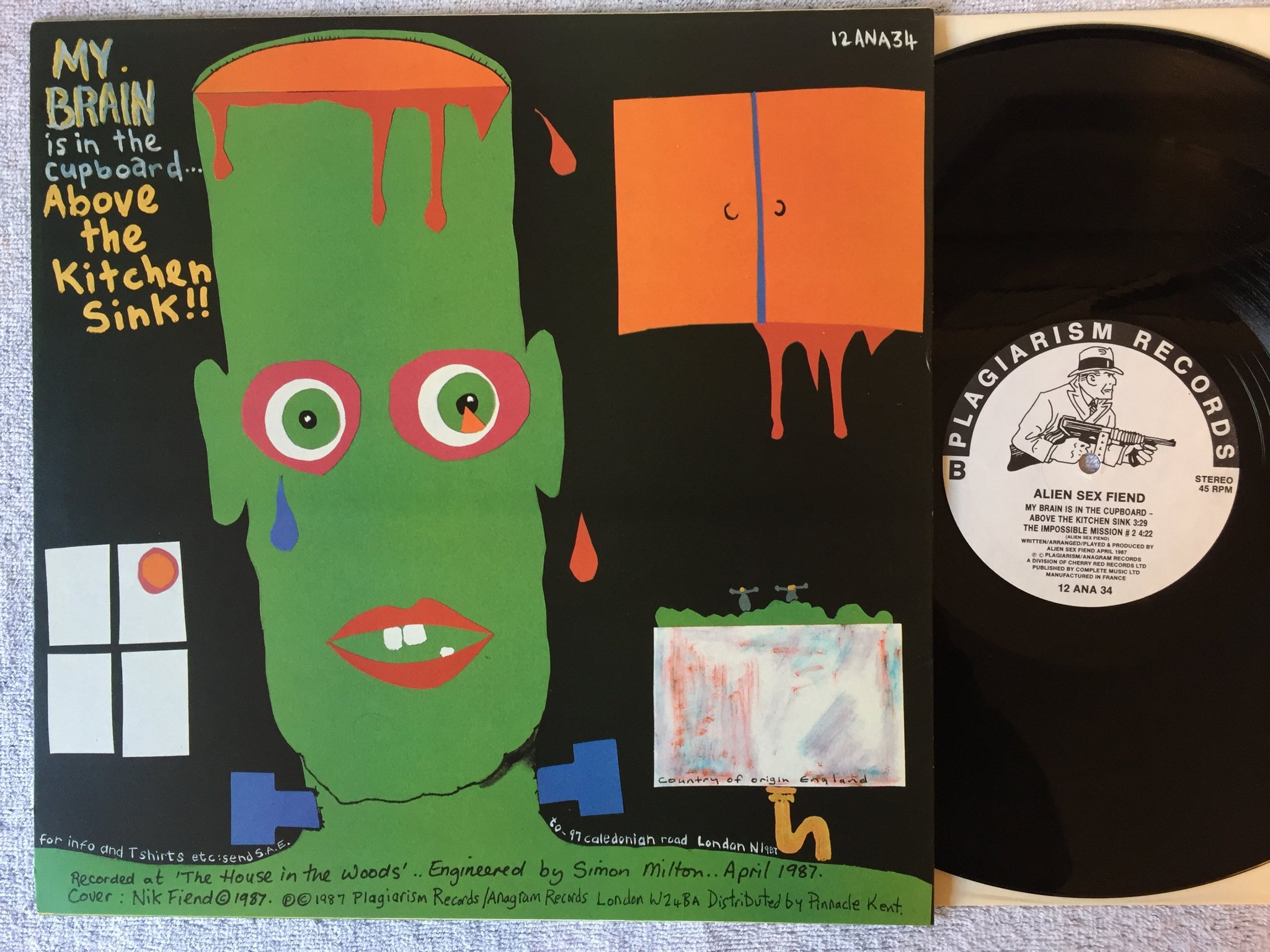 Omslagsbild för skivan ALIEN SEX FIEND The Impossible Mission 12"single -87 UK anagram 12 ANA 34