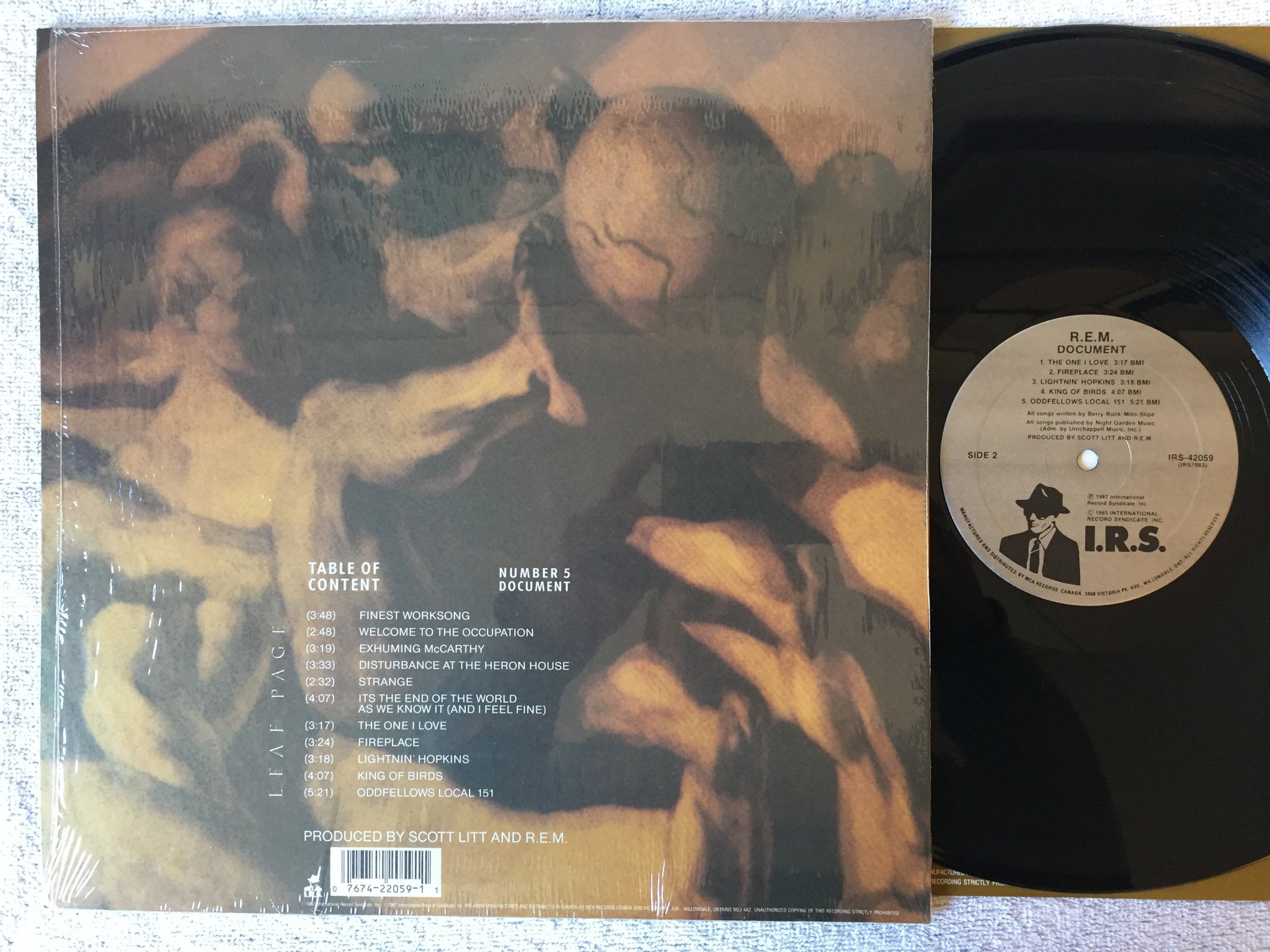 Omslagsbild för skivan R.E.M. Document LP -87 Can I.R.S. IRS-42059 