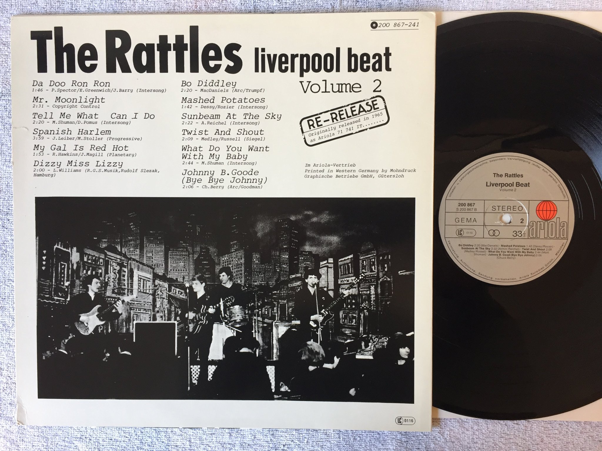 Omslagsbild för skivan THE RATTLES Liverpool Beat Volume 2 LP re Ger ARIOLA 200 867-241