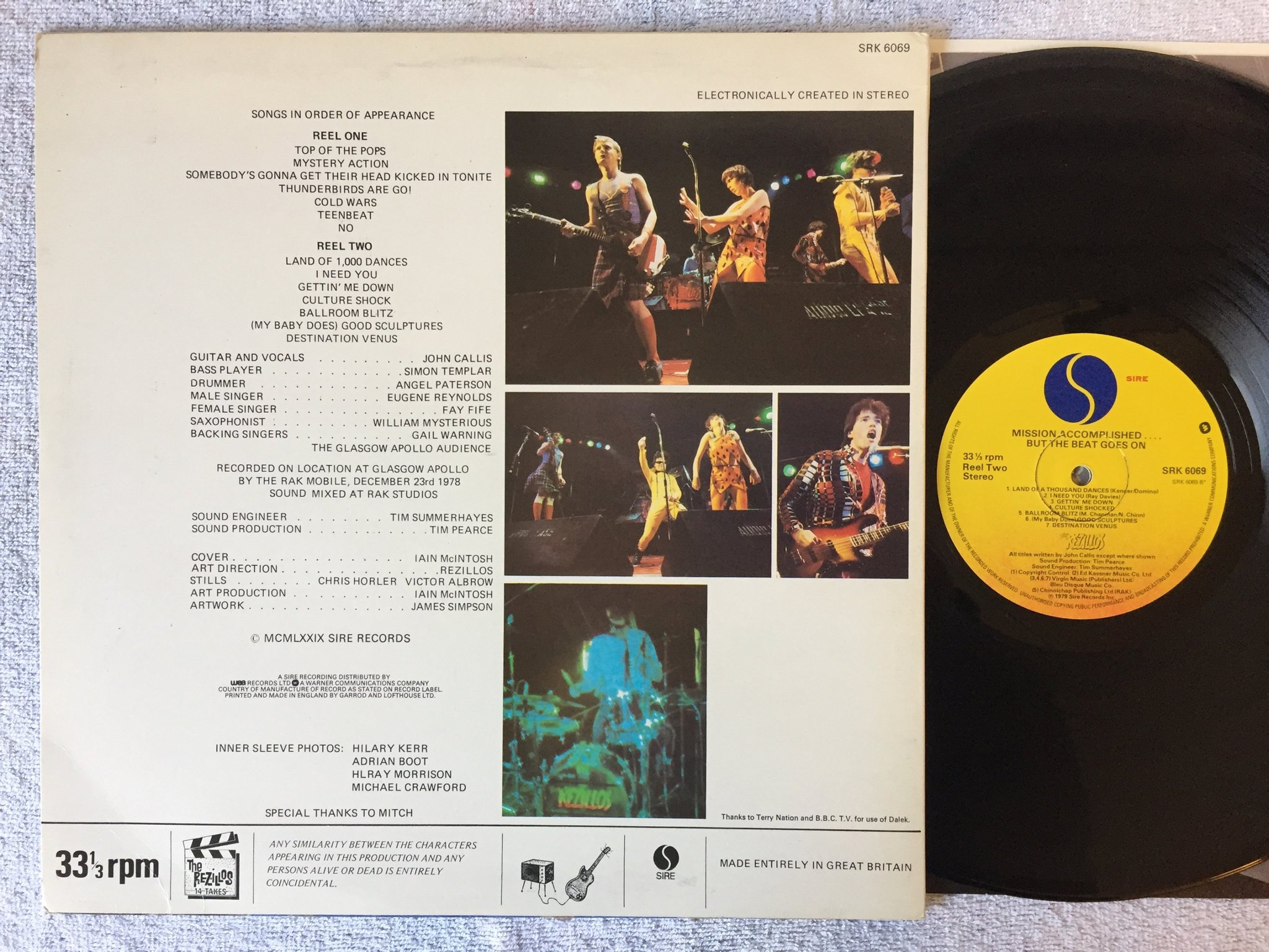 Omslagsbild för skivan THE REZILLOS Mission Accomplished LP -79 UK SIRE SRK 6069