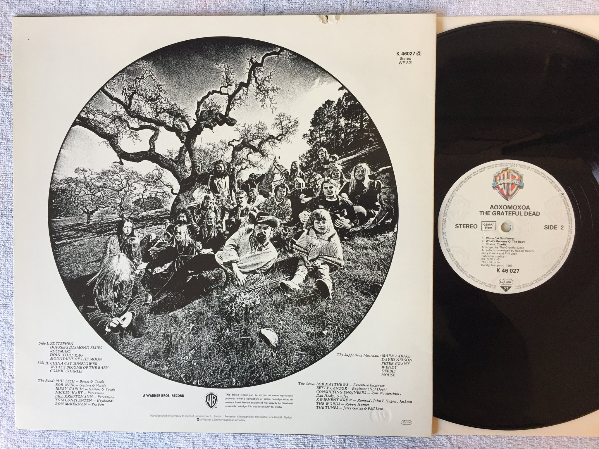 Omslagsbild för skivan GRATEFUL DEAD aoxomoxoa LP re Ger WARNER BROS K 46027