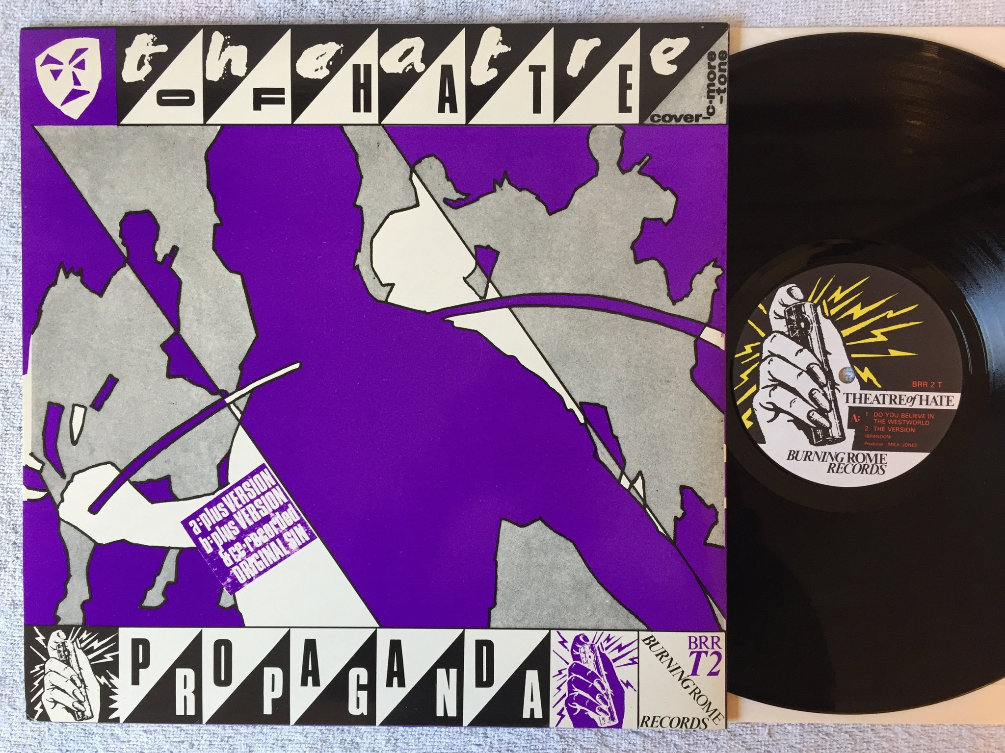 Omslagsbild för skivan THEATRE OF HATE Do You Believe In The Westworld 12" -82 UK BRR T2