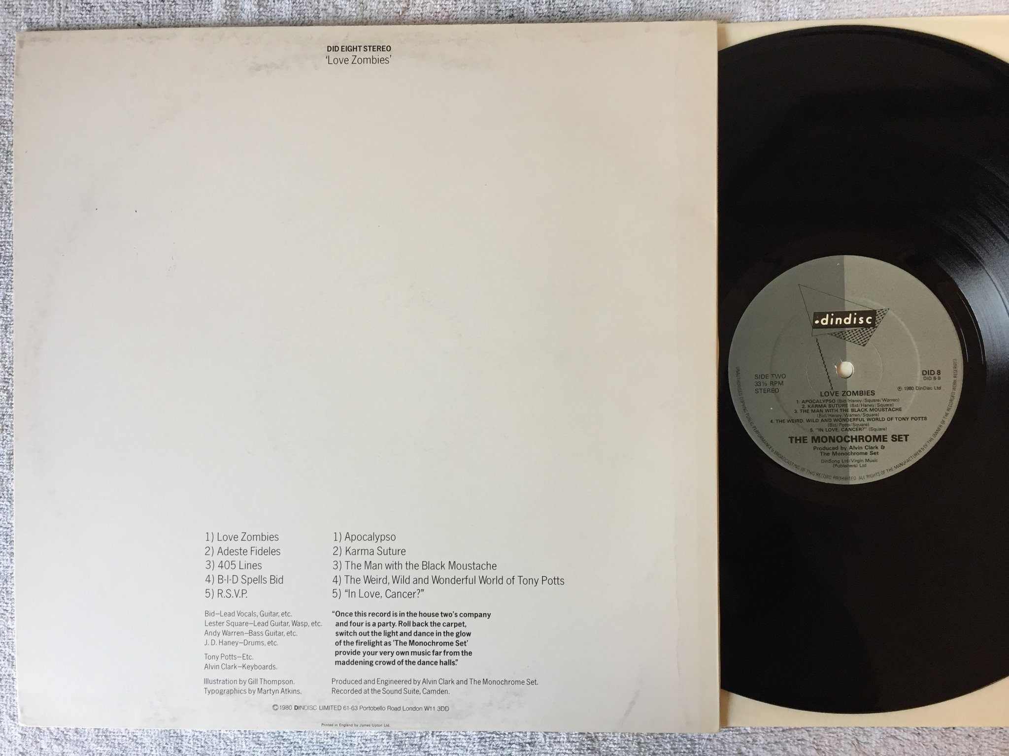 Omslagsbild för skivan THE MONOCHROME SET love zombies LP -80 UK DINDISCS DID-8