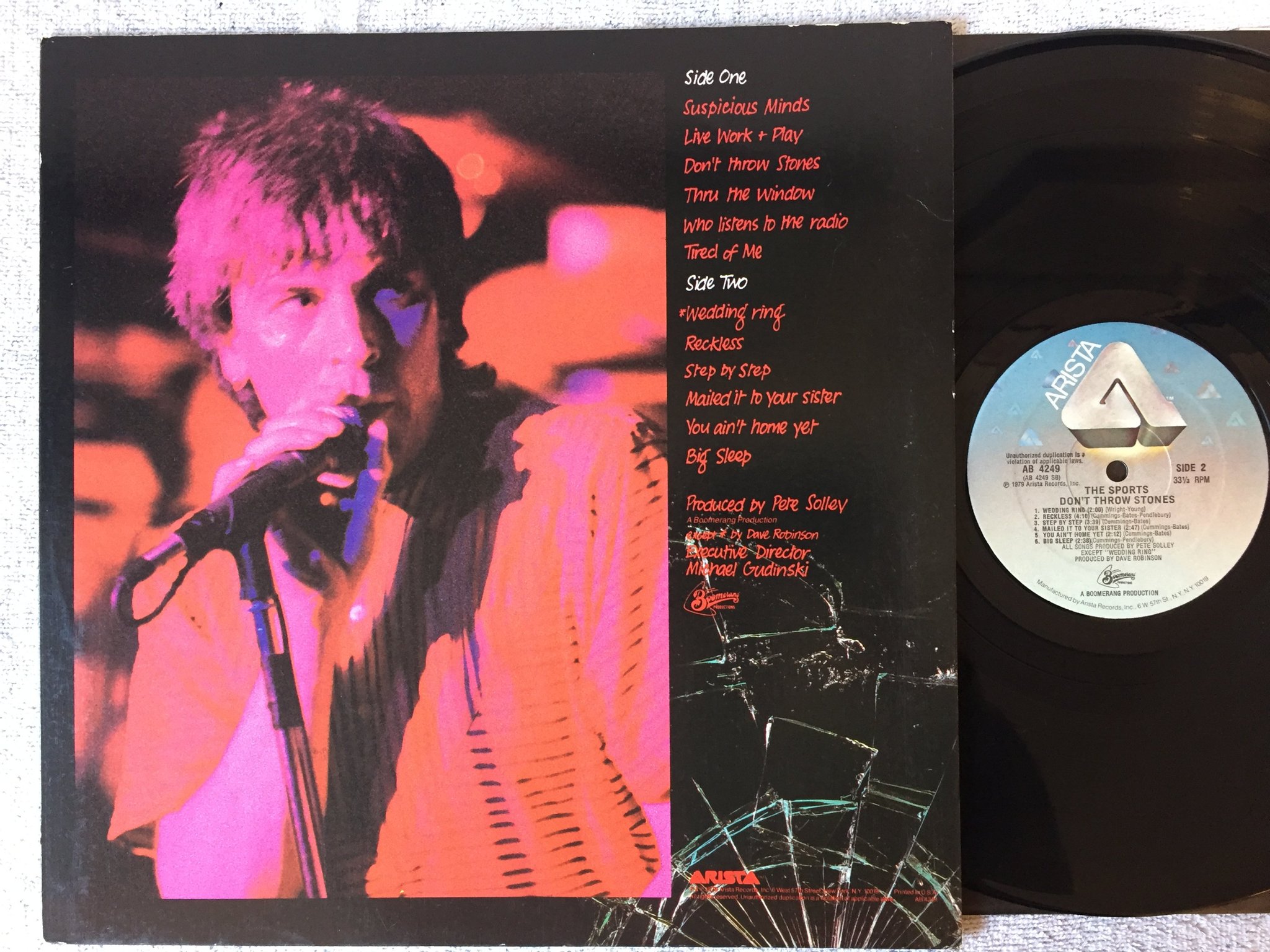 Omslagsbild för skivan THE SPORTS don't throw stones LP -79 US ARISTA AB 4249