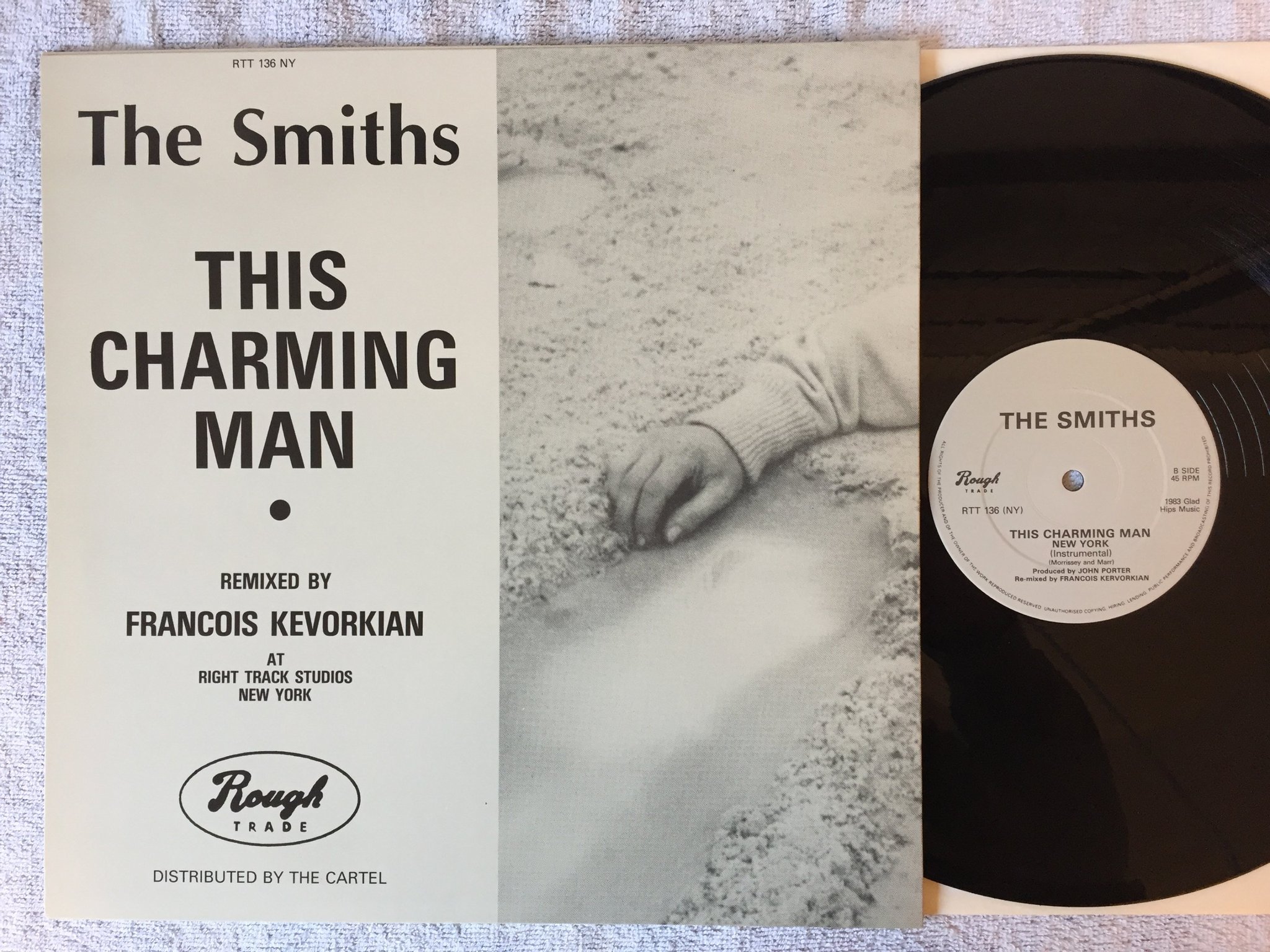 Omslagsbild för skivan THE SMITHS this charming man 12"single -83 UK ROUGH TRADE RTT 136 1st pressing