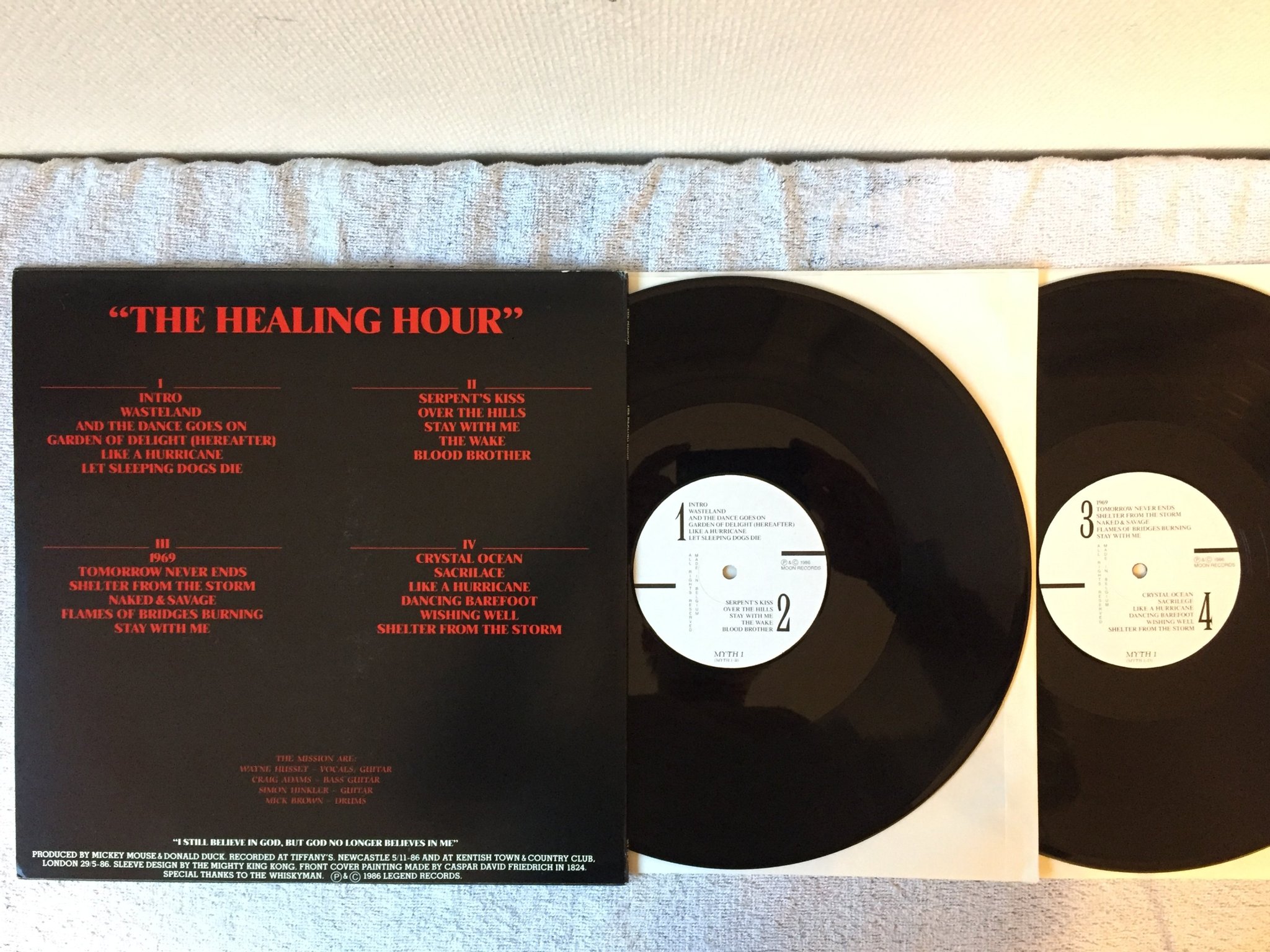 Omslagsbild för skivan THE MISSION The Healing Hour 2xLP -86 Belgium MYTH 1 