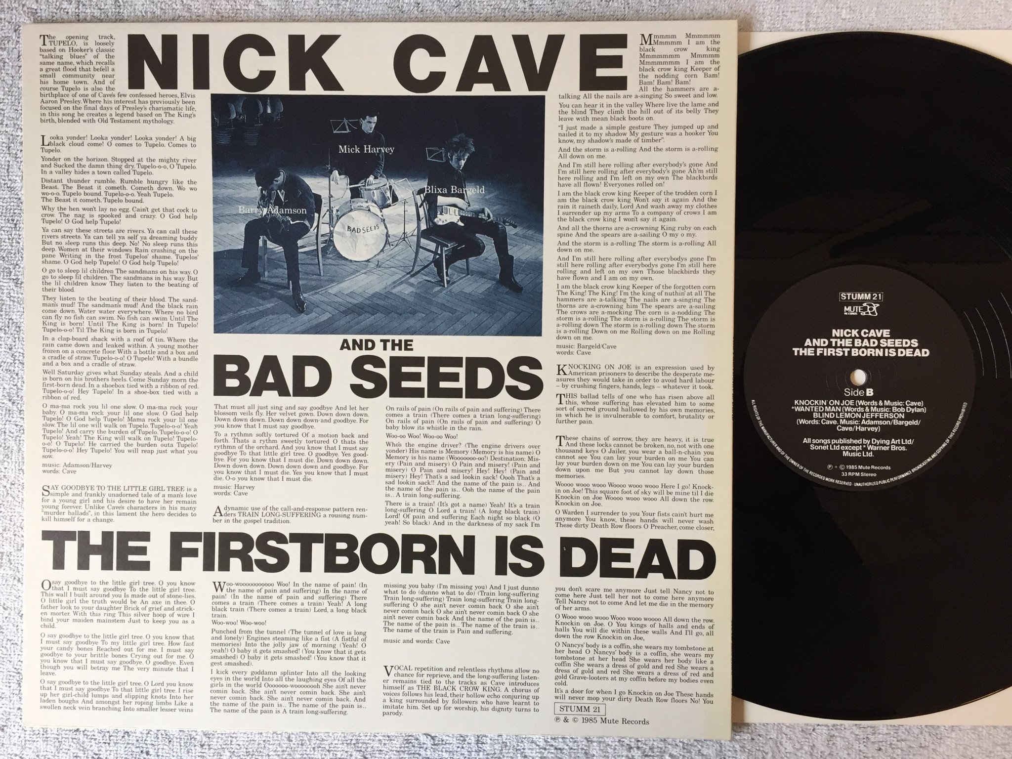 Omslagsbild för skivan NICK CAVE & THE BAD SEEDS The Firstborn Is Dead LP -85 UK MUTE STUMM 21