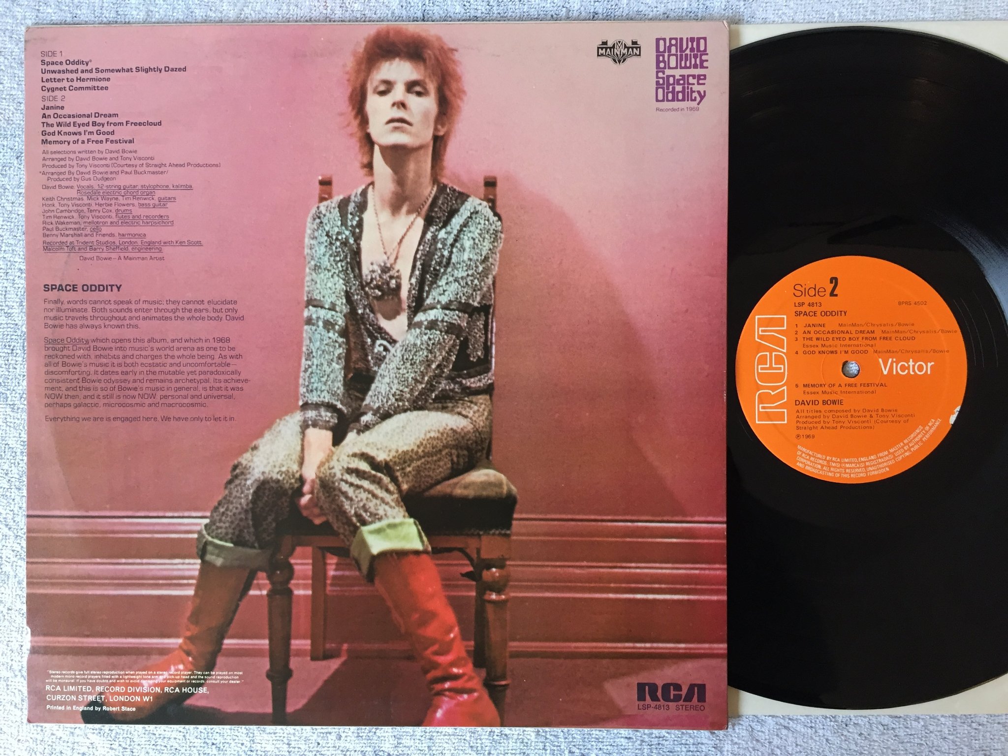 Omslagsbild för skivan DAVID BOWIE space oddity LP re UK RCA LSP 4813