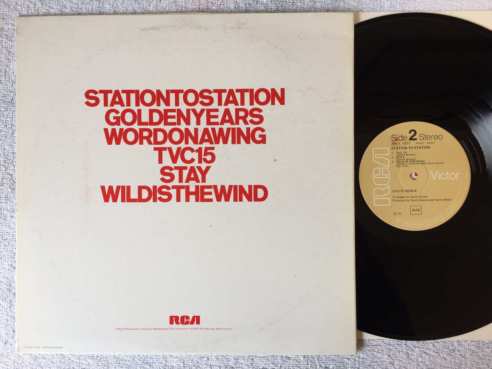 Omslagsbild för skivan DAVID BOWIE station to station LP -76 Ita RCA APL1 1327
