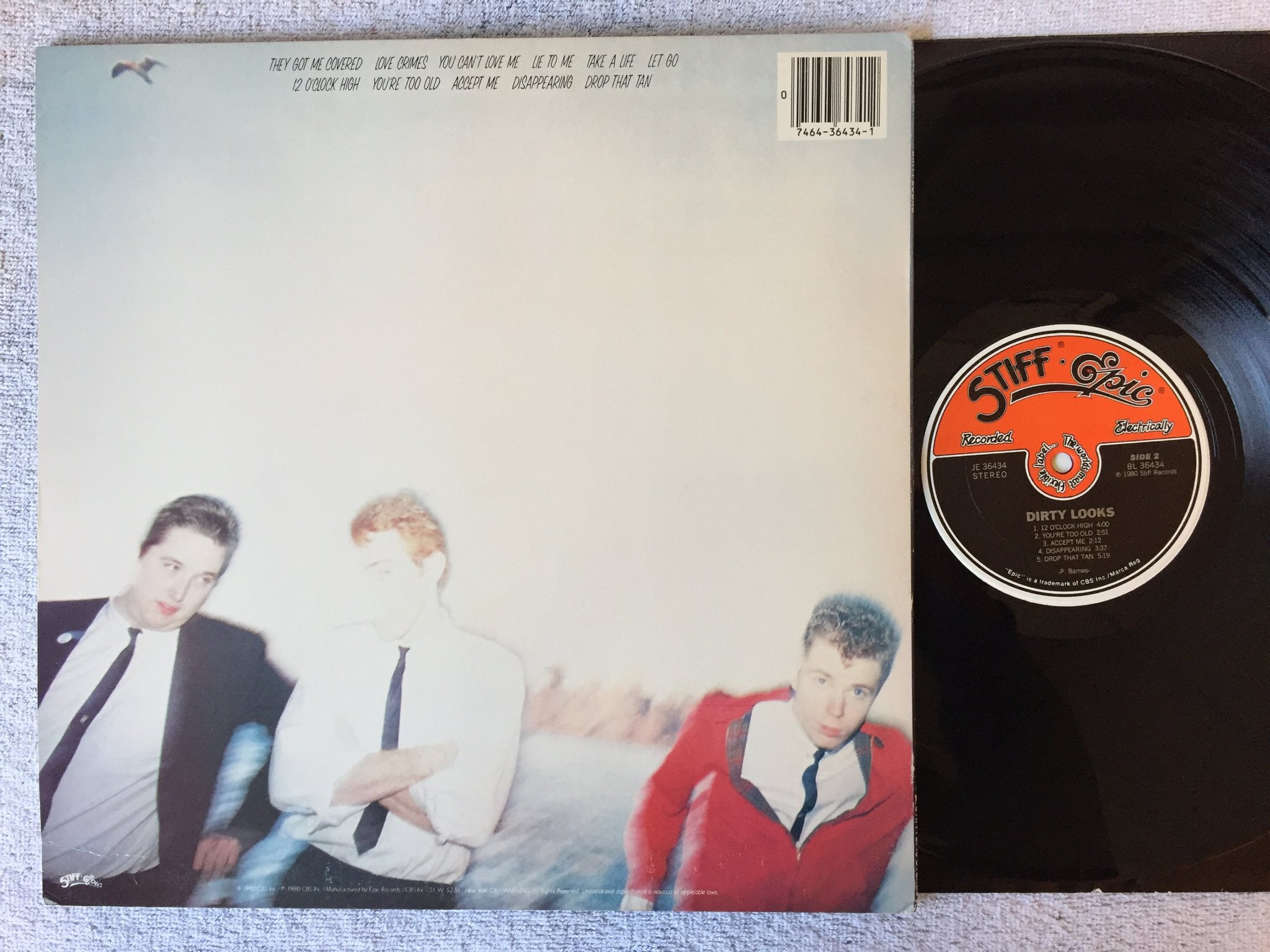 Omslagsbild för skivan DIRTY LOOKS s/t LP -80 US STIFF-EPIC JE 36434 new wave