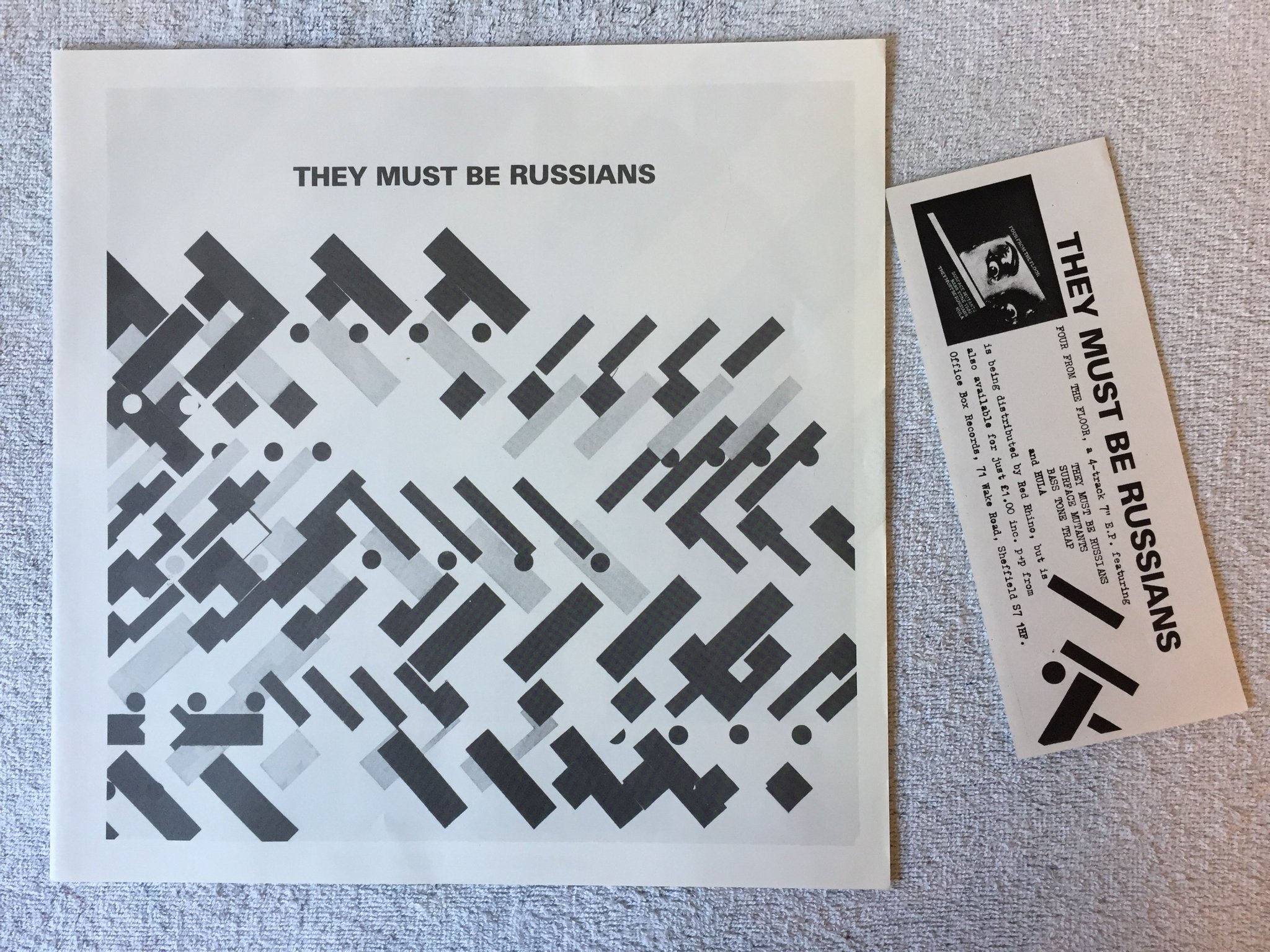 Omslagsbild för skivan THEY MUST BE RUSSIANS s/t LP -83 Ger FIRST FLOOR FF 2 