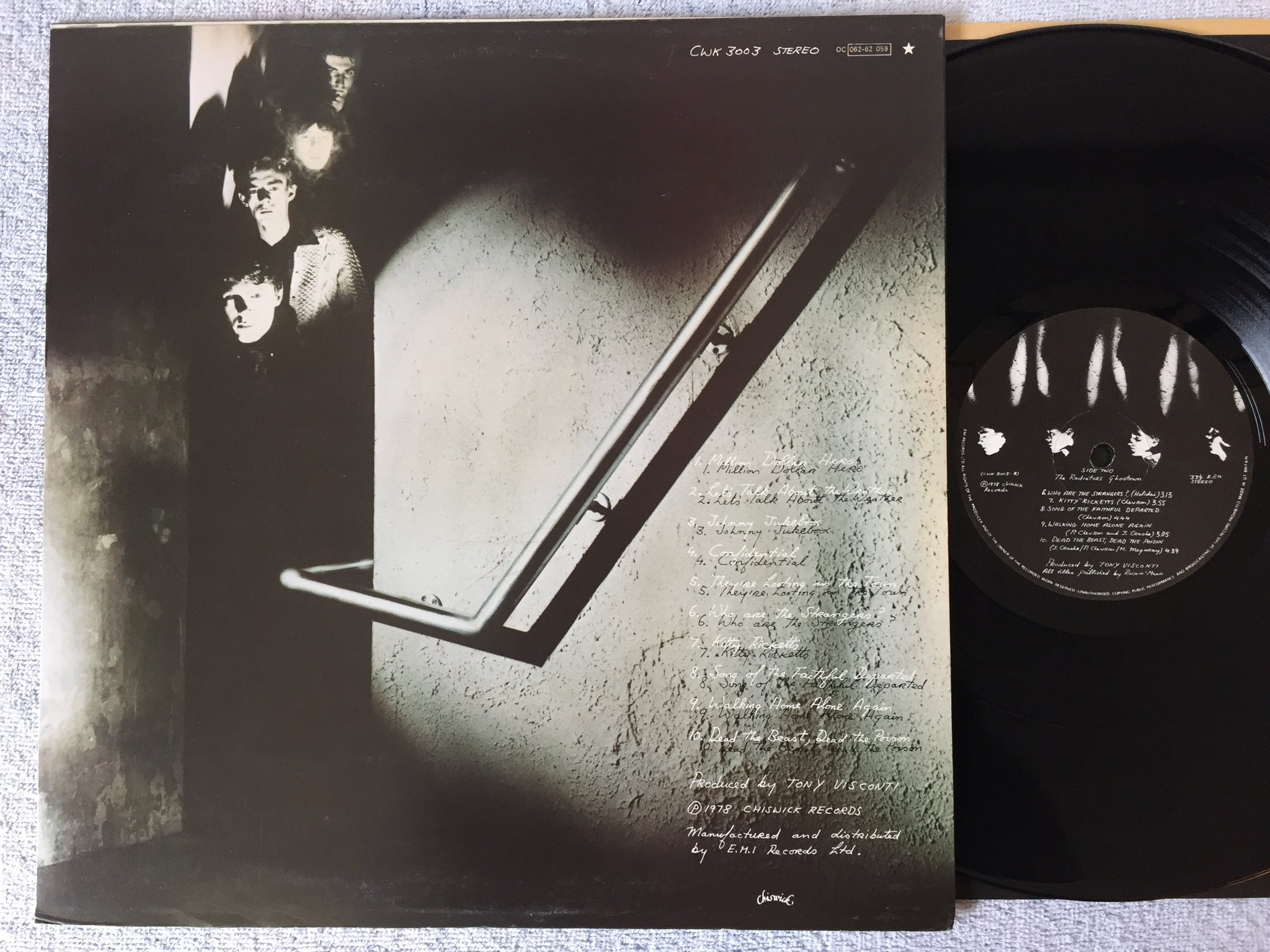 Omslagsbild för skivan RADIATORS Ghostown LP -79 UK CHISWICK CWK 3003 power pop