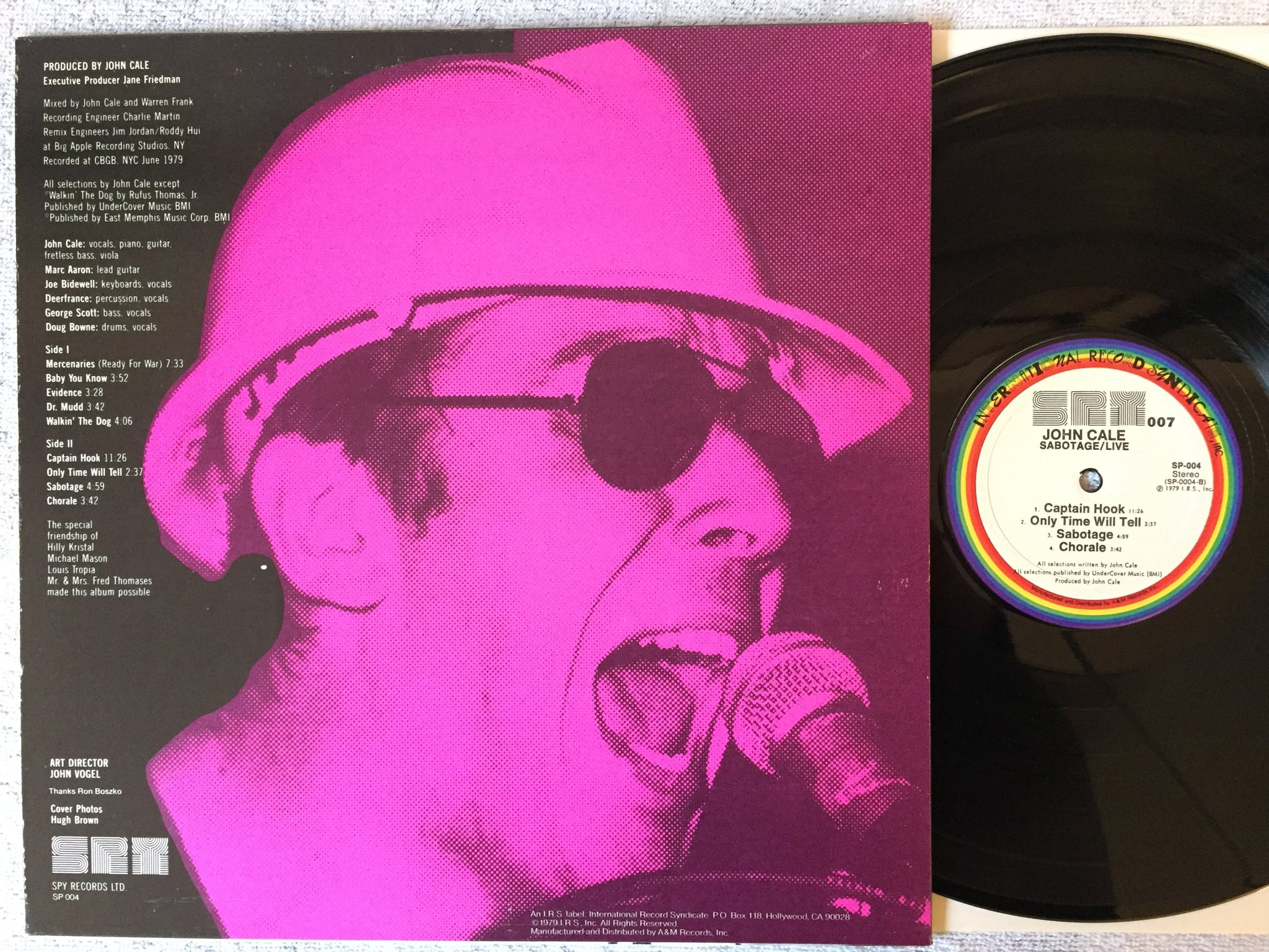 Omslagsbild för skivan John Cale sabotage  LP -79 SPY007 SP 004