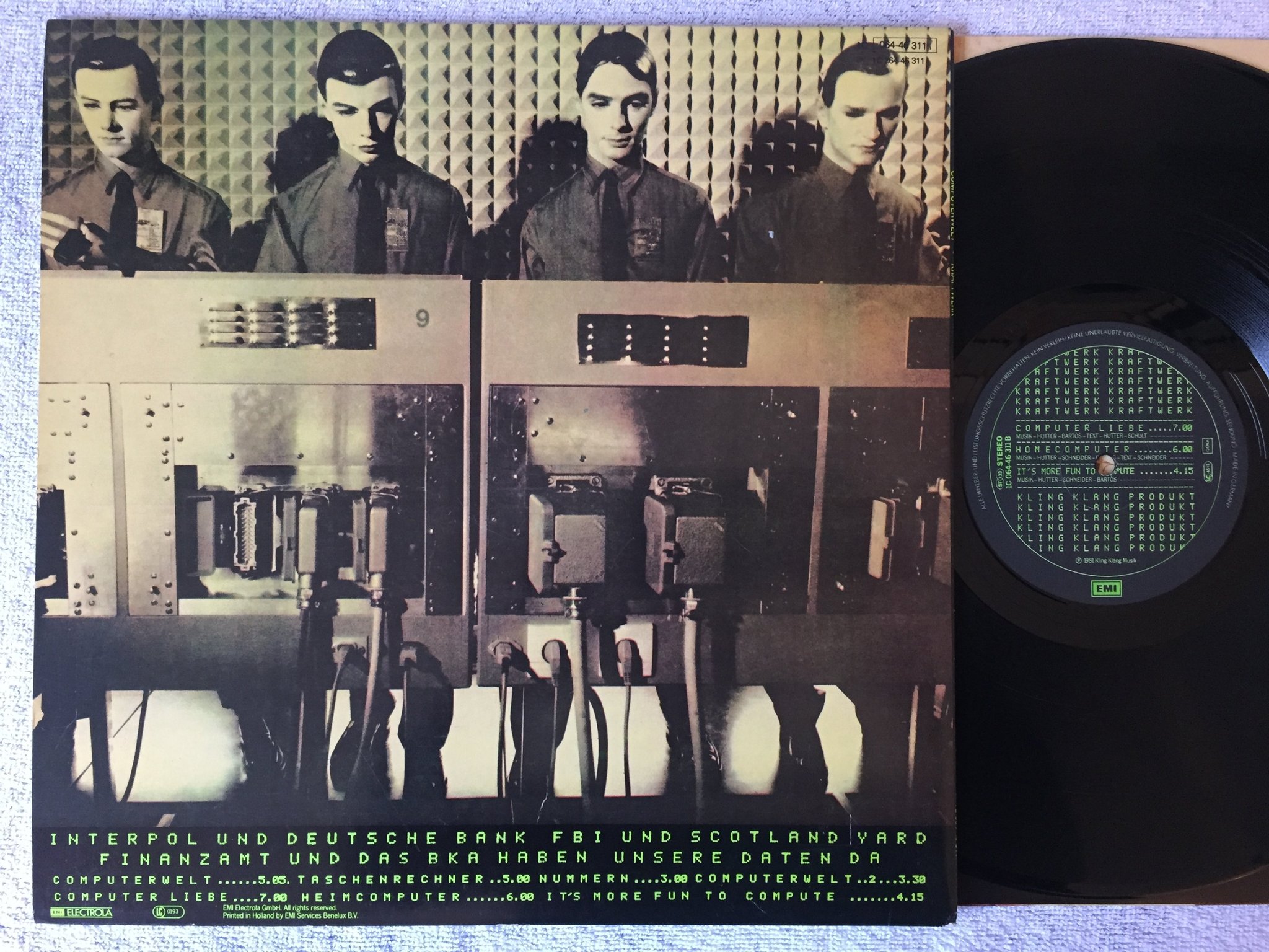 Omslagsbild för skivan KRAFTWERK Computerwelt LP Ger KLING KLANG 1C 064-46 311