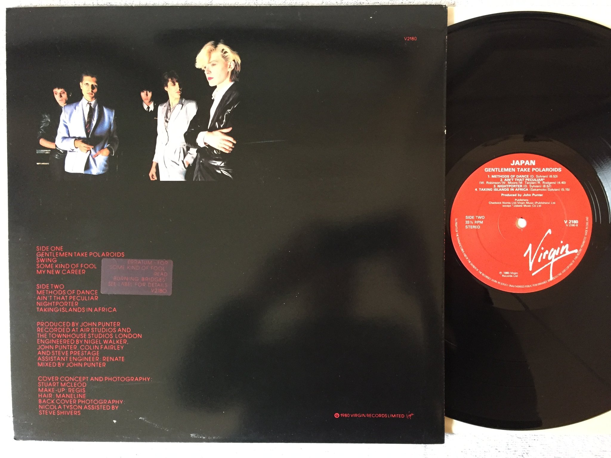 Omslagsbild för skivan JAPAN gentlemen take polaroids LP -80 UK VIRGIN V 2180 misprint