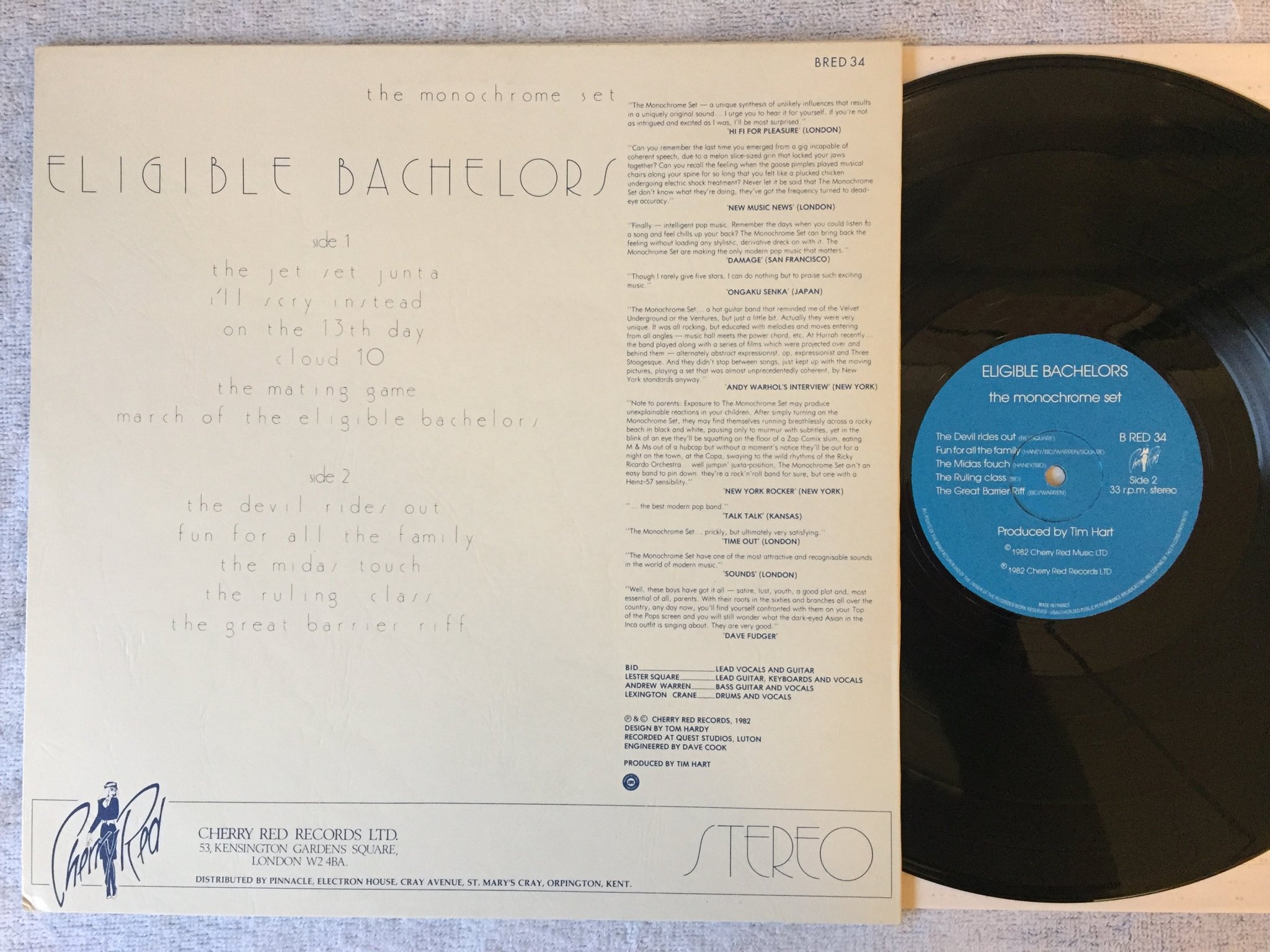 Omslagsbild för skivan THE MONOCHROME SET Eligible Bachelors LP -UK CHERRY RED BRED 34