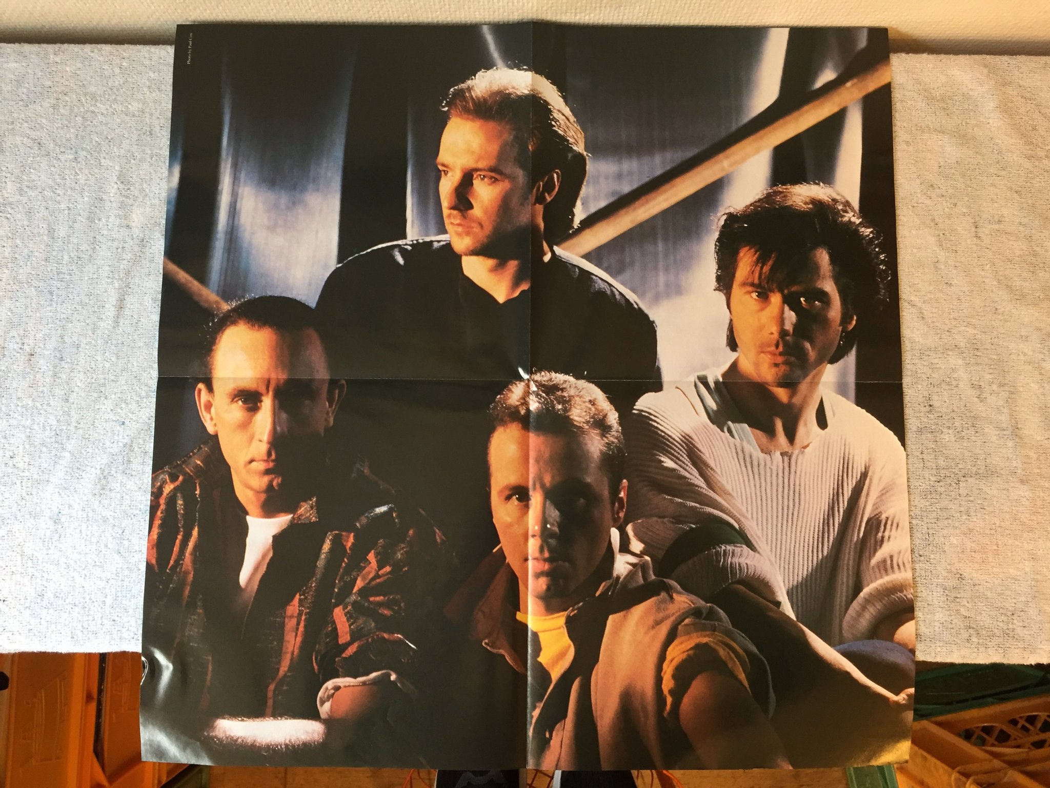 Omslagsbild för skivan ULTRAVOX Dancing With Tears In My Eyes 12"single UK -84 chrysalis UVX 1 + poster
