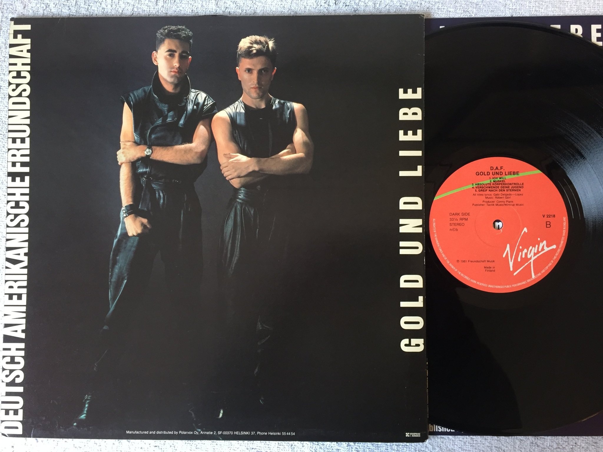 Omslagsbild för skivan DAF gold und liebe LP -81 ncb VIRGIN V 2218