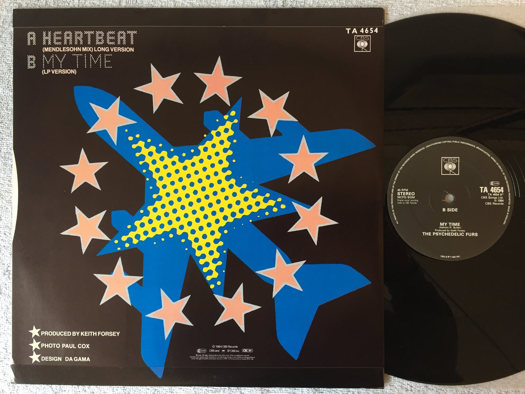Omslagsbild för skivan The Psychedelic Furs - Heartbeat 12"single -84 UK CBS TA 4654