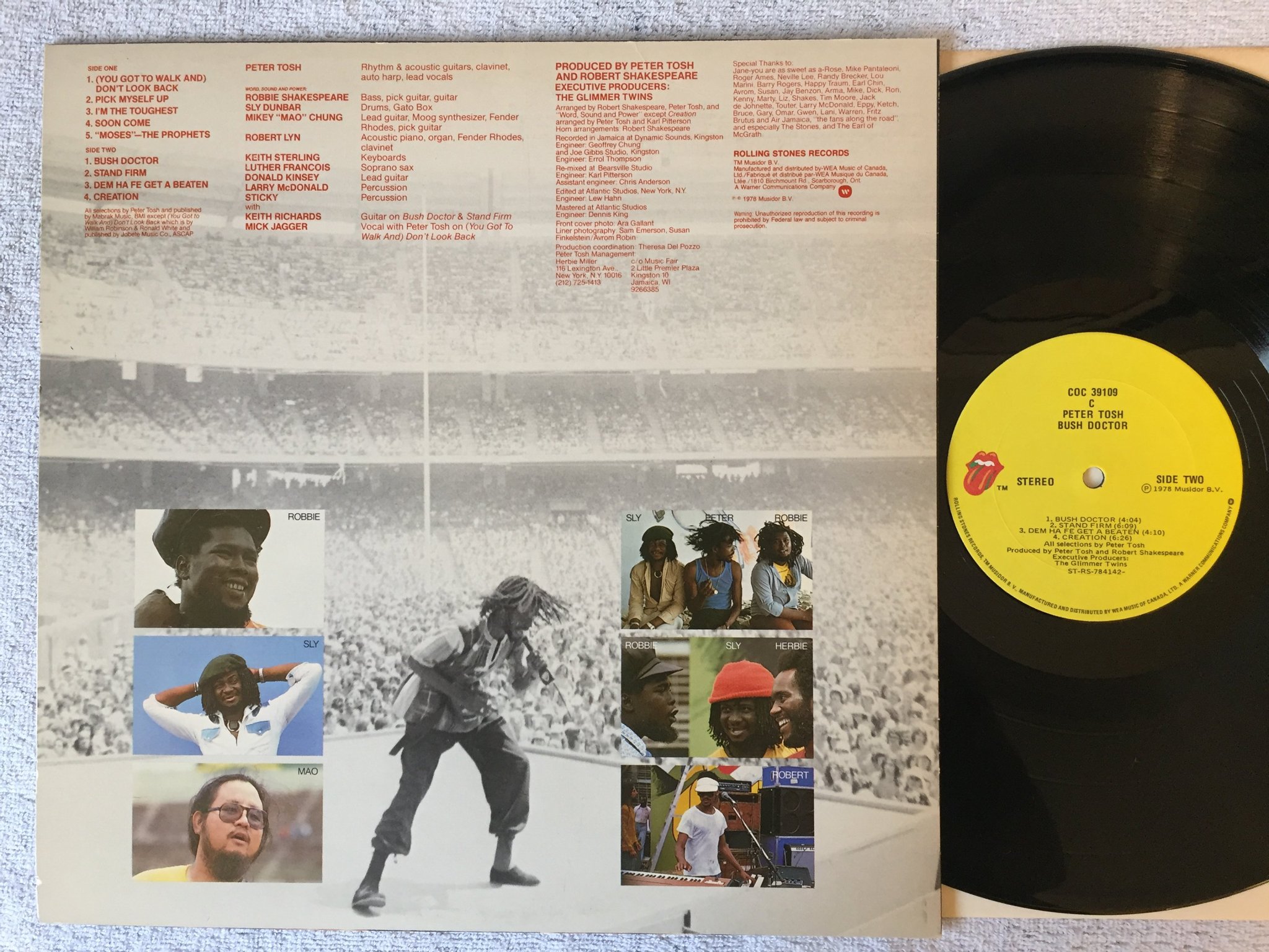 Omslagsbild för skivan PETER TOSH bush doctor LP -78 Can ROLLING STONES COC 39109