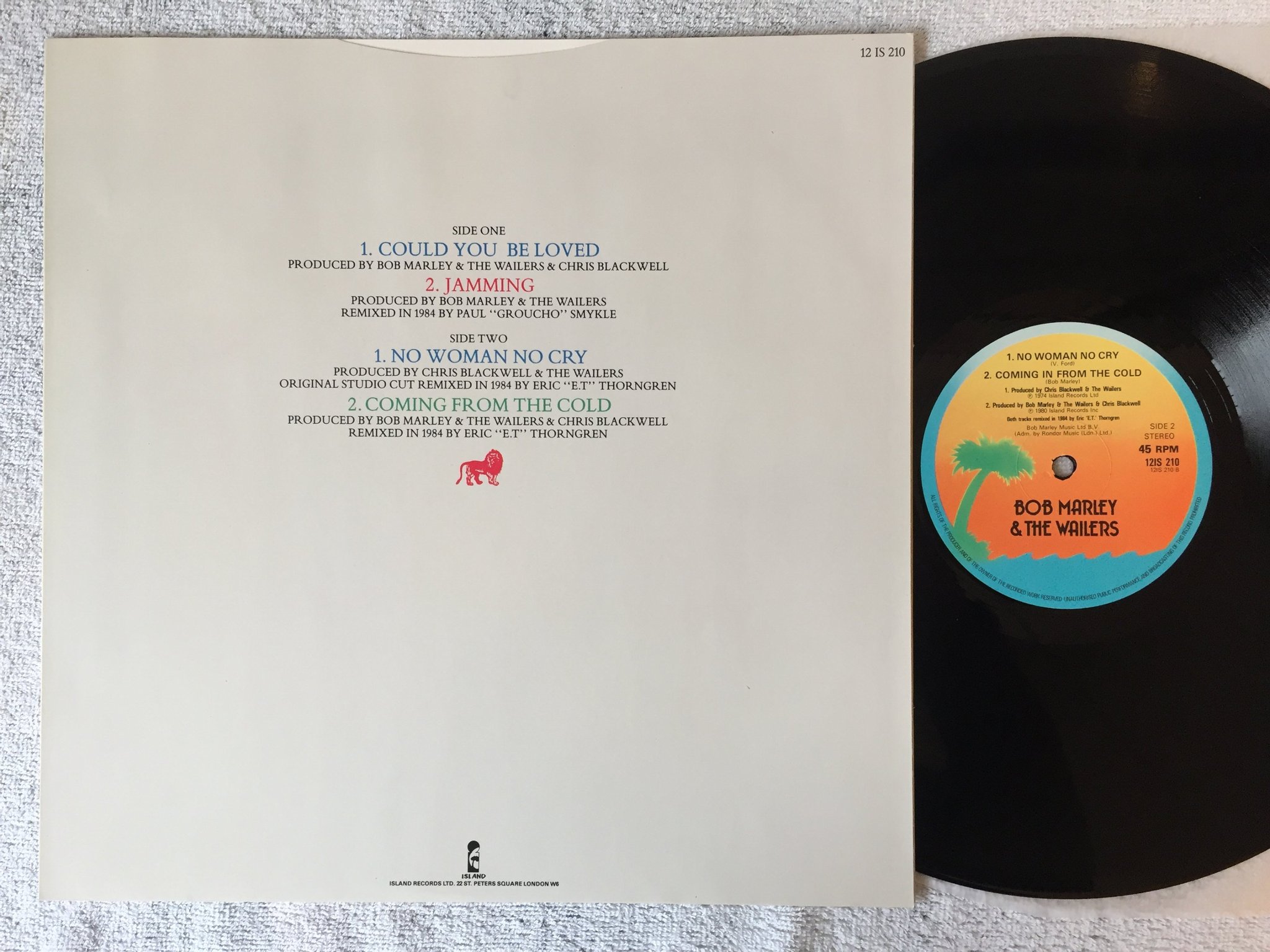 Omslagsbild för skivan BOB MARLEY & THE WAILERS could you be loved 12"ep UK ISLAND 12IS 210