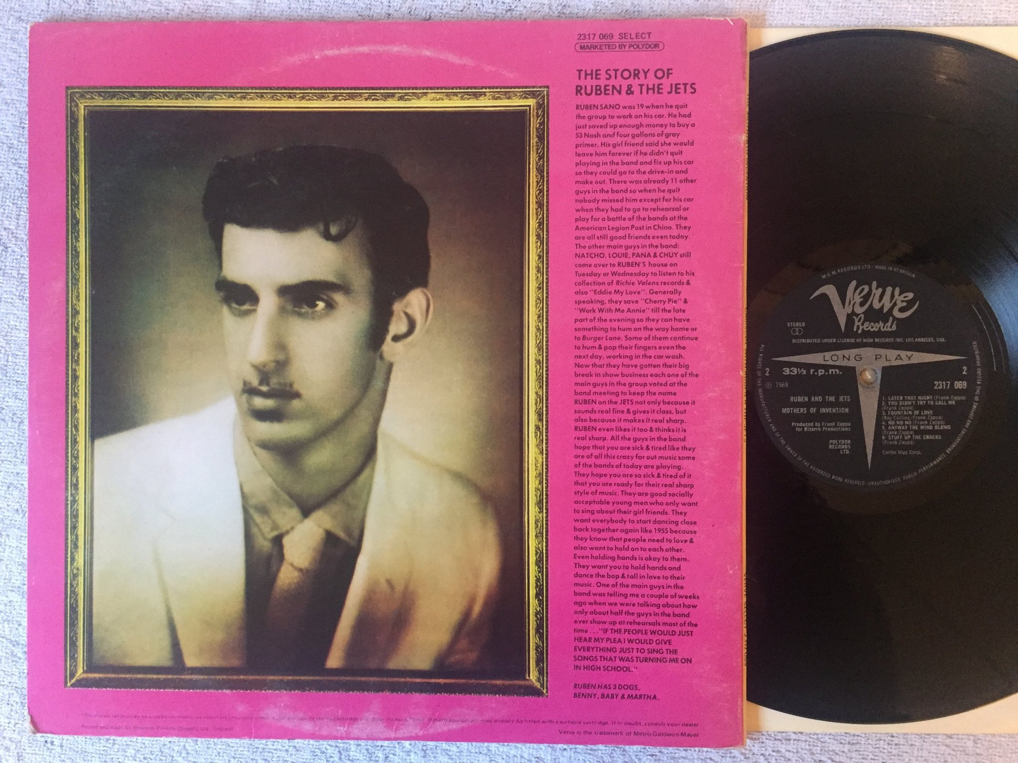 Omslagsbild för skivan MOTHERS OF INVENTION ruben and the Jets LP -68 UK VERVE 2317069