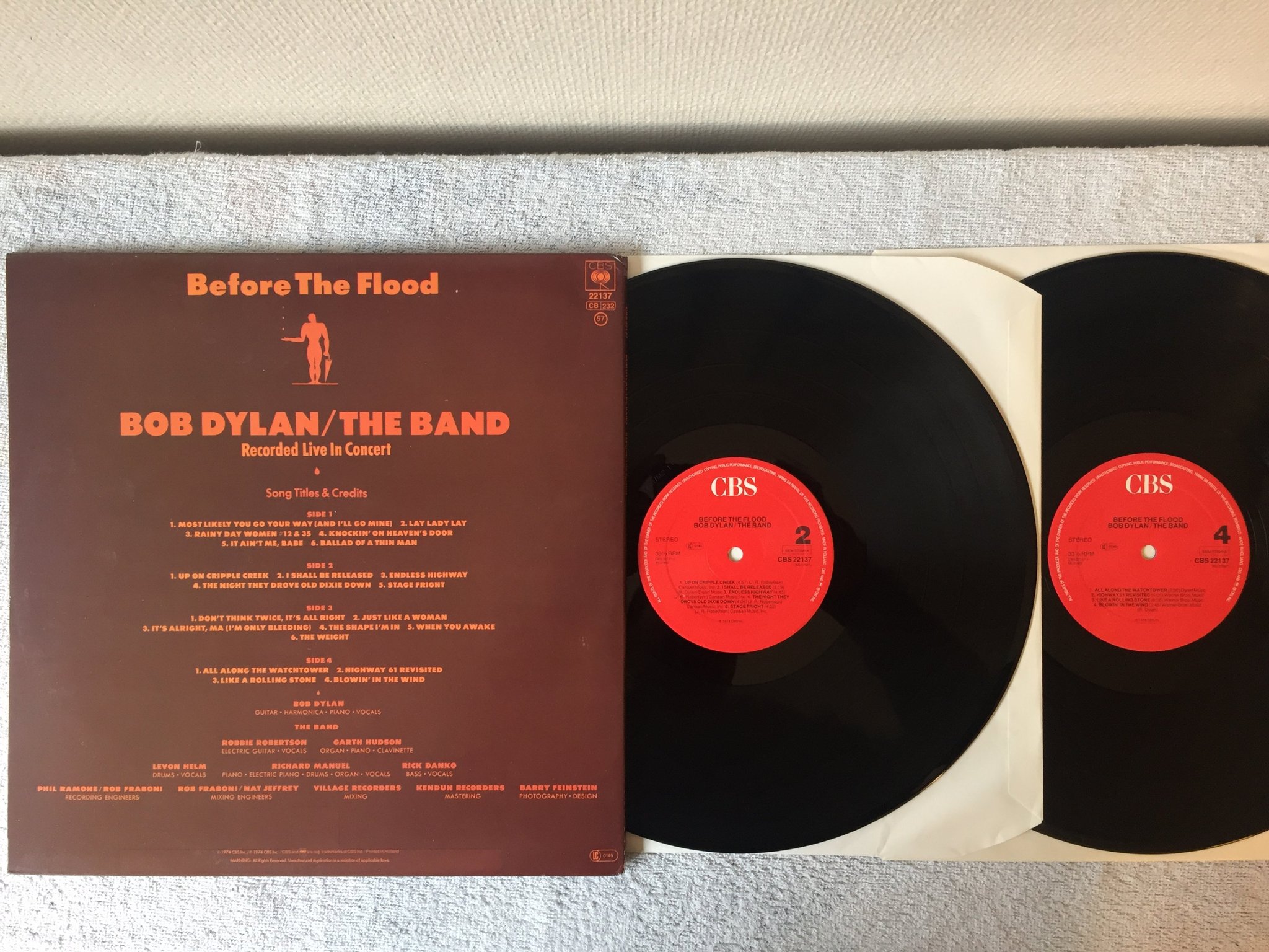 Omslagsbild för skivan BOB DYLAN / THE BAND before the flood 2xLP -74 Hol CBS 22137