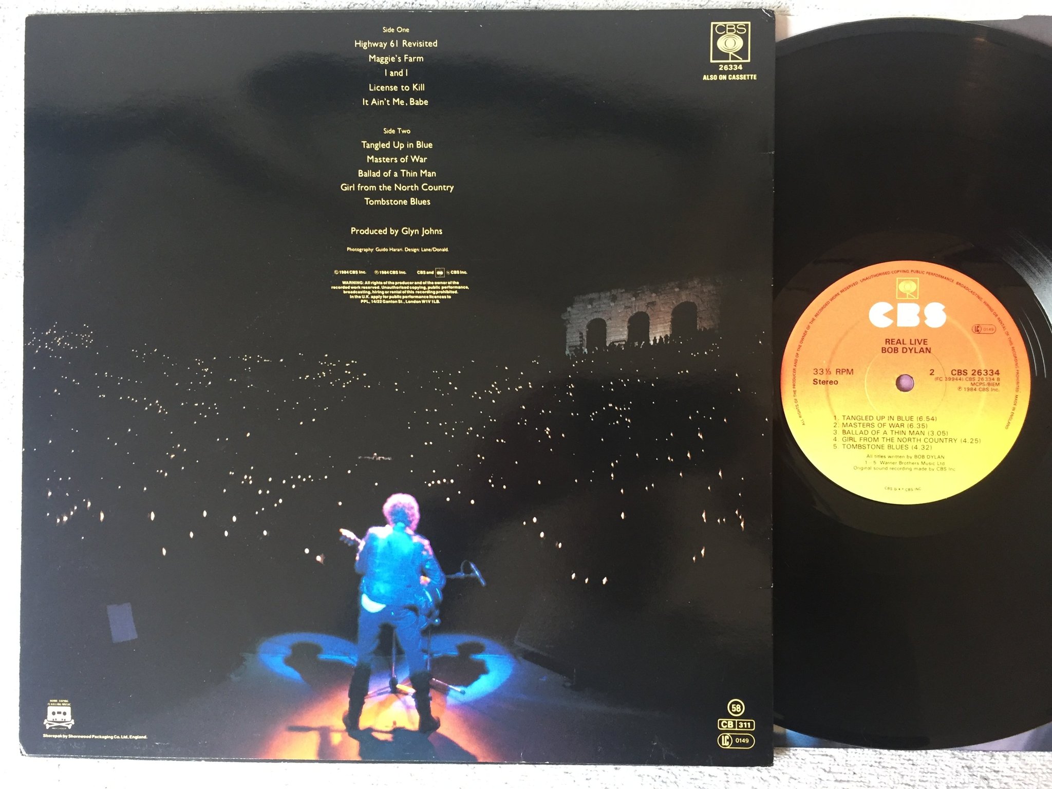 Omslagsbild för skivan BOB DYLAN real live LP -84 UK CBS 26334