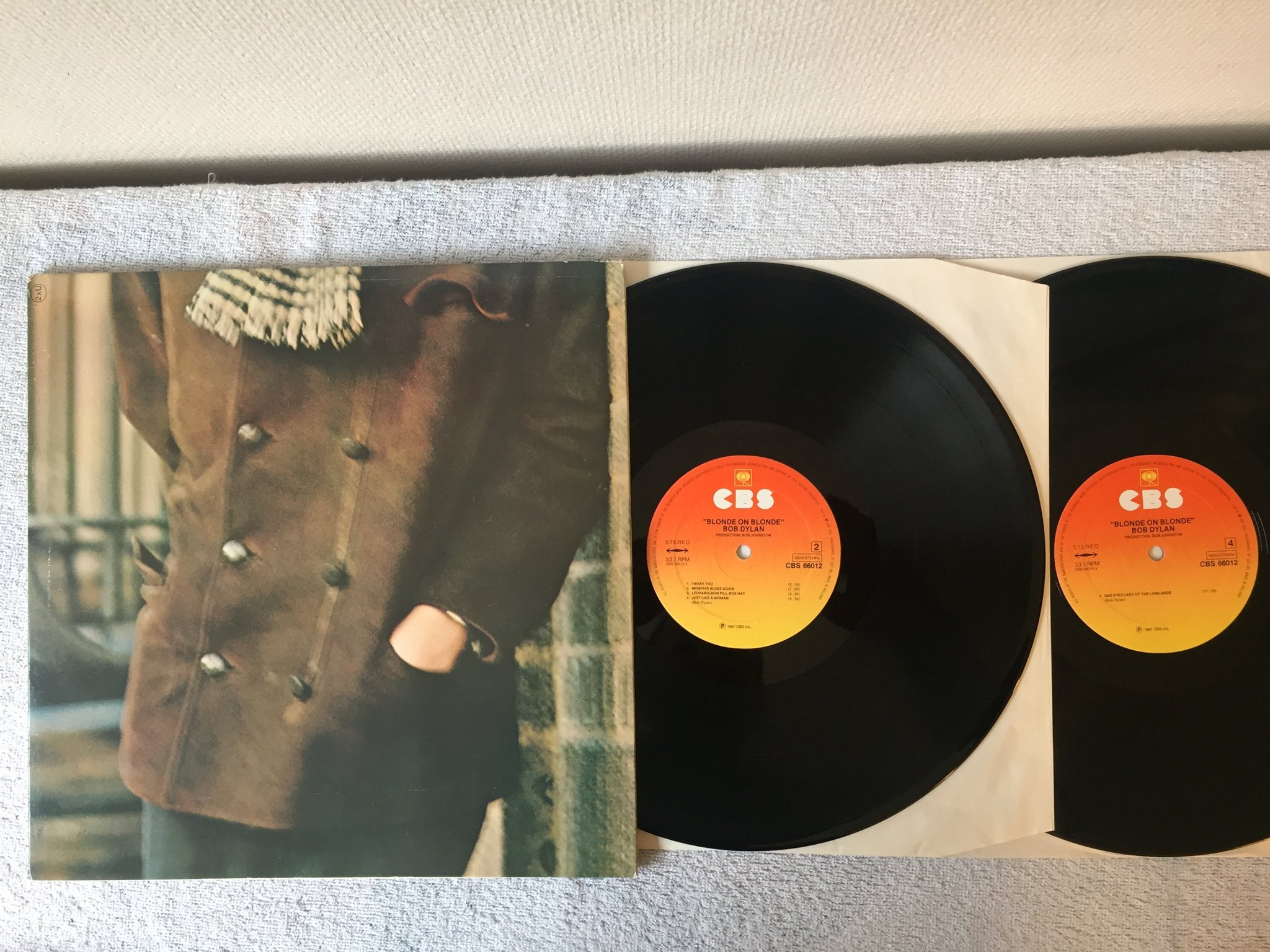 Omslagsbild för skivan BOB DYLAN blonde on blonde  2xLP  Hol CBS 66012