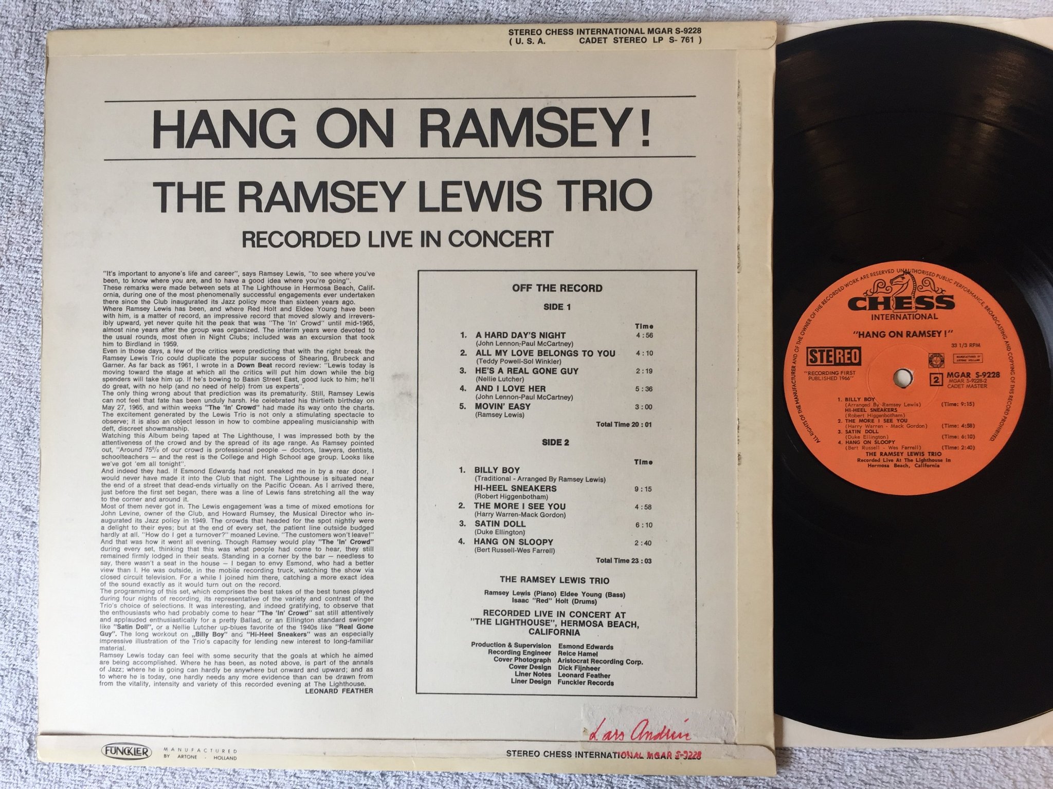 Omslagsbild för skivan THE RAMSEY LEWIS TRIO hang on Ramsey ! LP -66 Hol CHESS MGAR S-9228