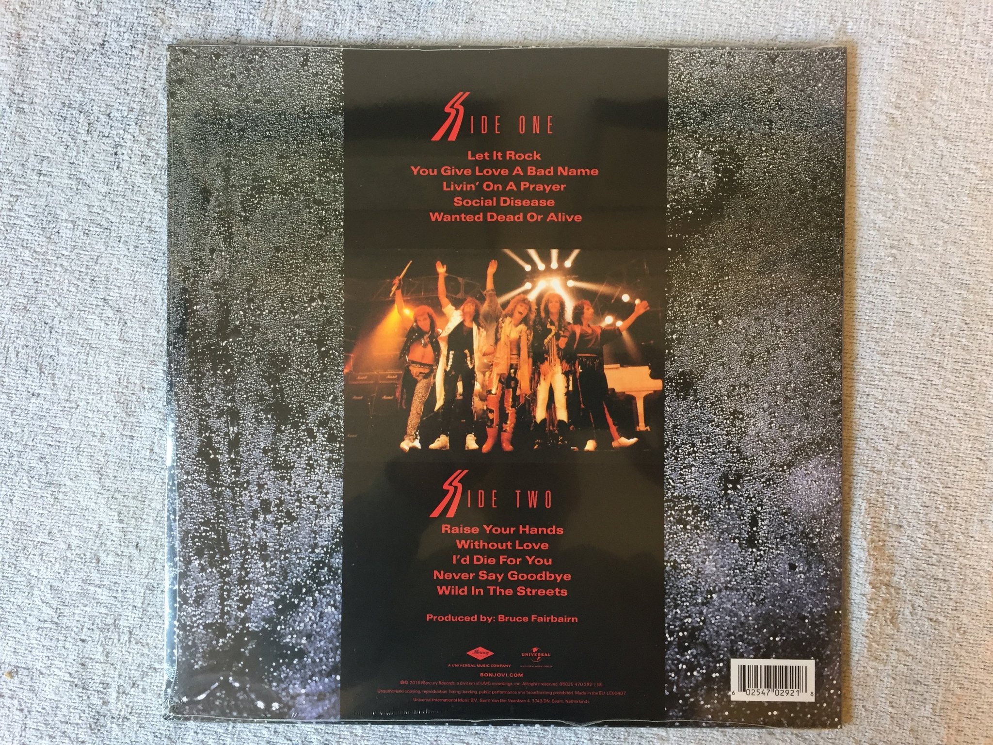 Omslagsbild för skivan BON JOVI Slippery When Wet LP 2016 180g BACK TO BLACK 06025 470 292-1 Sealed