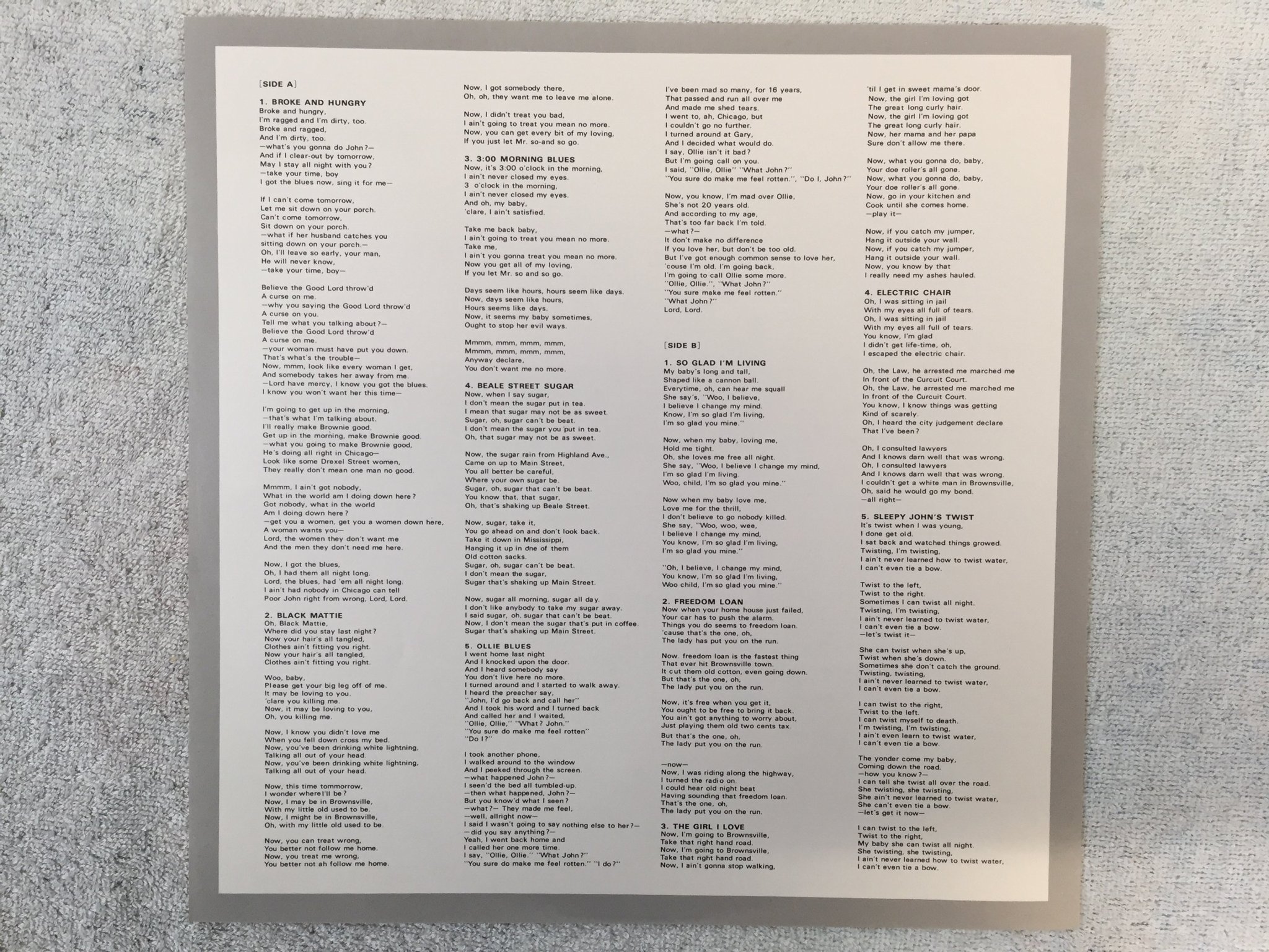 Omslagsbild för skivan SLEEPY JOHN ESTES Broke And Hungry LP -92 Japan TRIO PA-6207