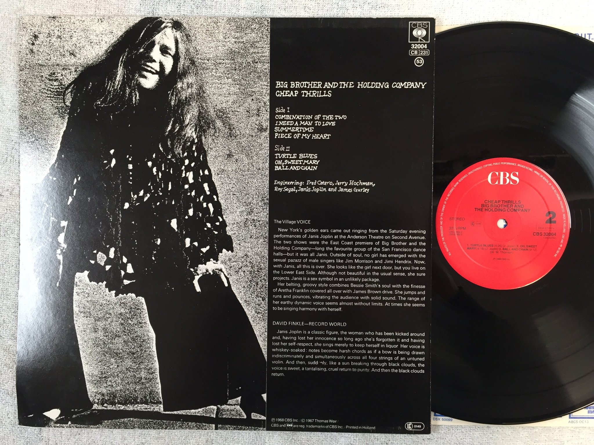 Omslagsbild för skivan BIG BROTHER & THE HOLDING COMPANY cheap thrills LP re Hol CBS 32004