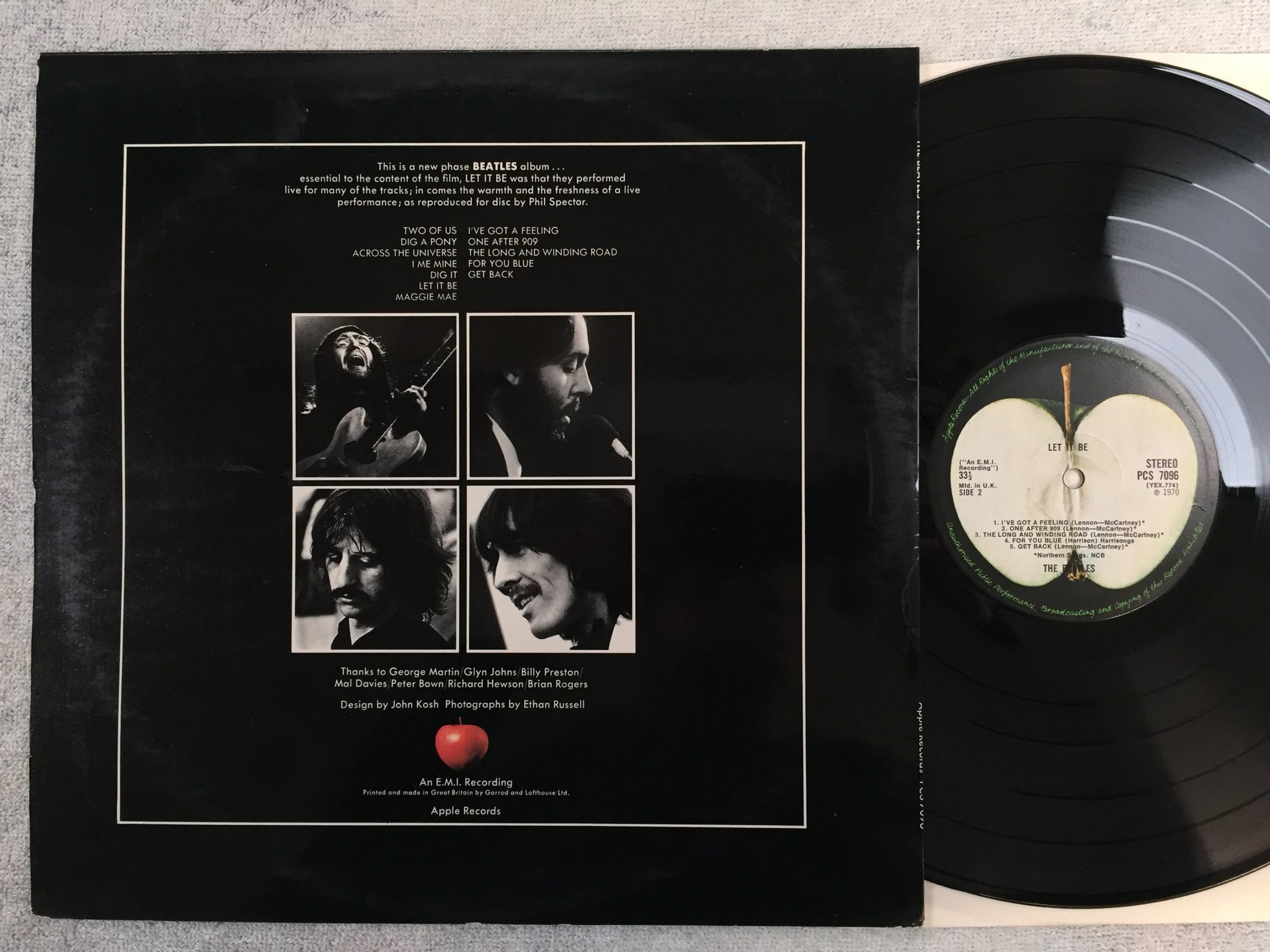 Omslagsbild för skivan THE BEATLES let it be LP -70 UK APPLE PCS 7096 "red apple"